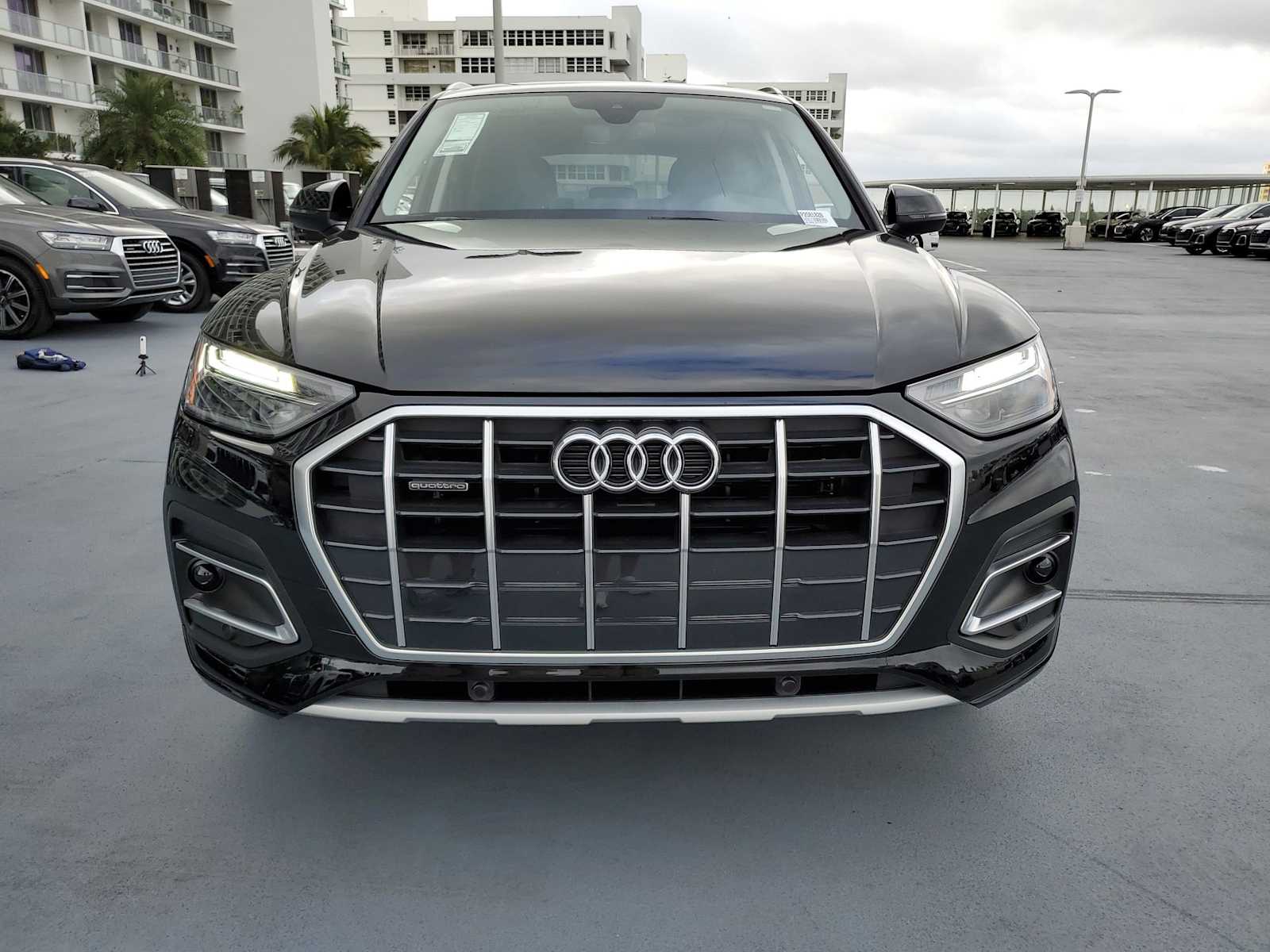 Thumbnail: 2023 Audi Q5 - 9