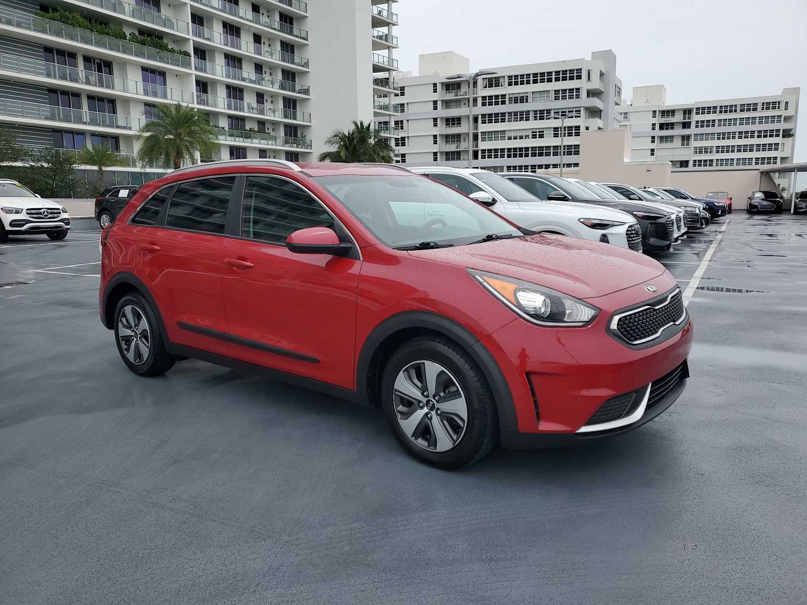 Thumbnail: 2018 Kia Niro - 8