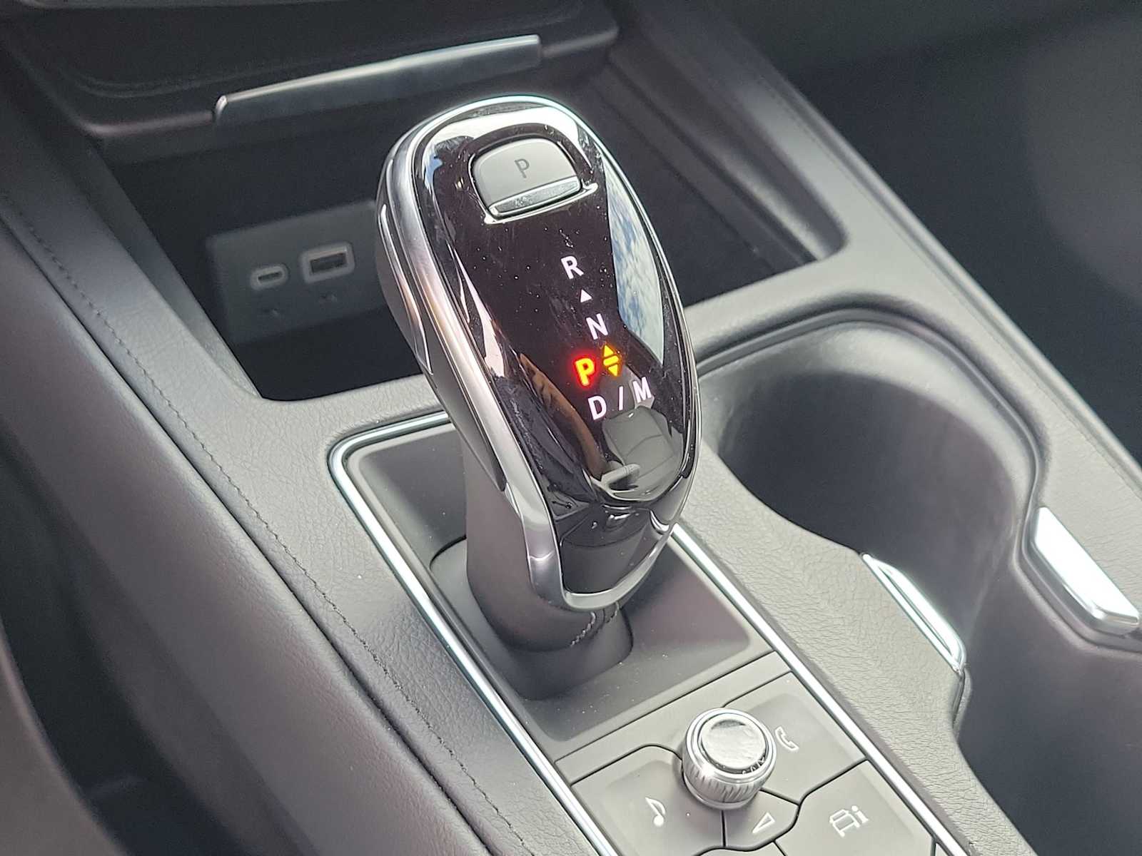 Thumbnail: 2024 Cadillac XT4 - 24