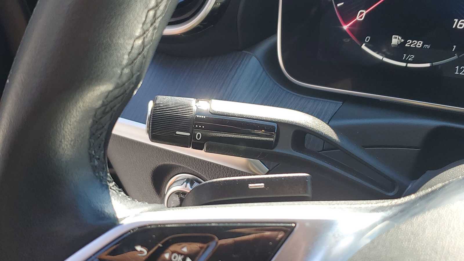 Thumbnail: 2024 Mercedes-Benz C-Class - 27