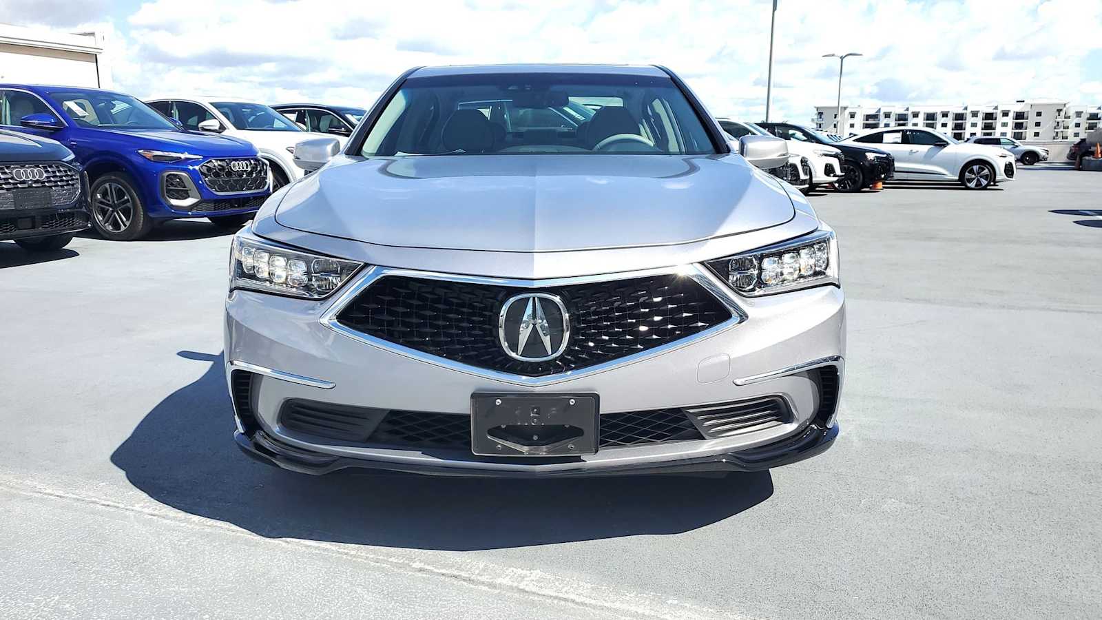 Thumbnail: 2020 Acura RLX - 9
