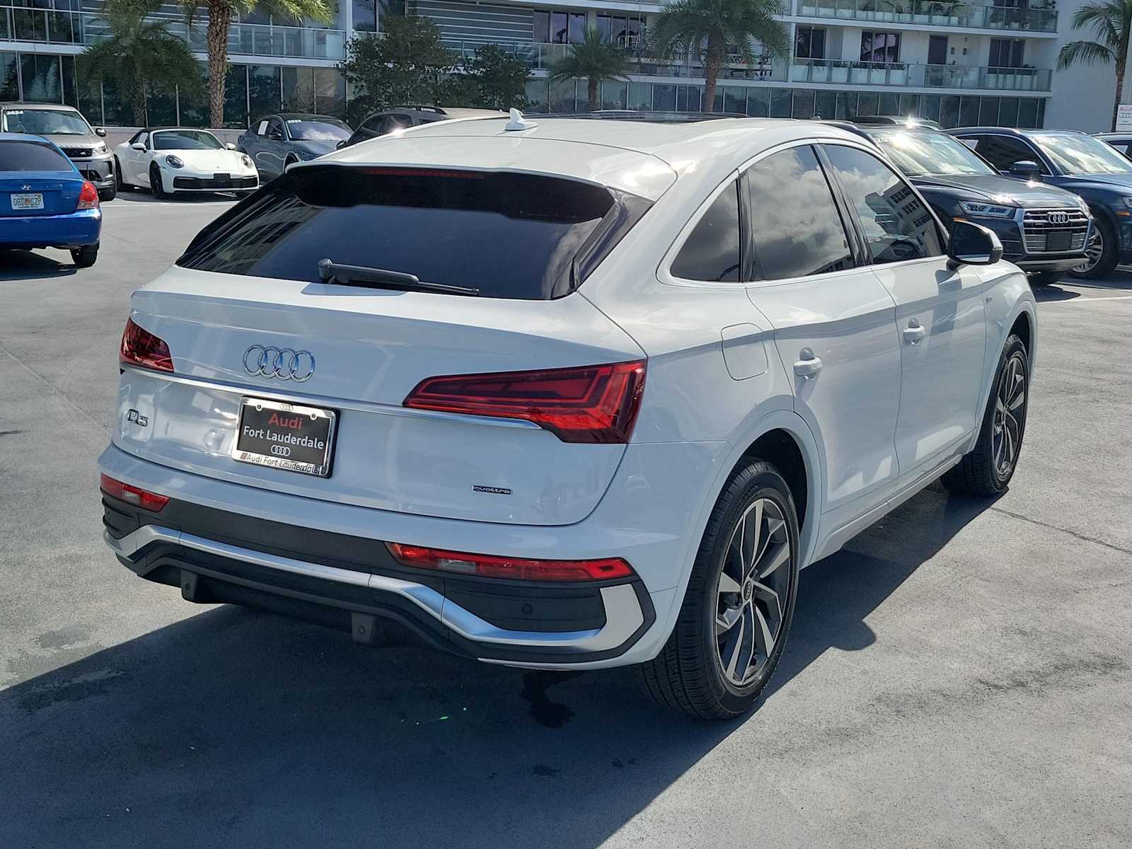 Thumbnail: 2021 Audi Q5 - 6