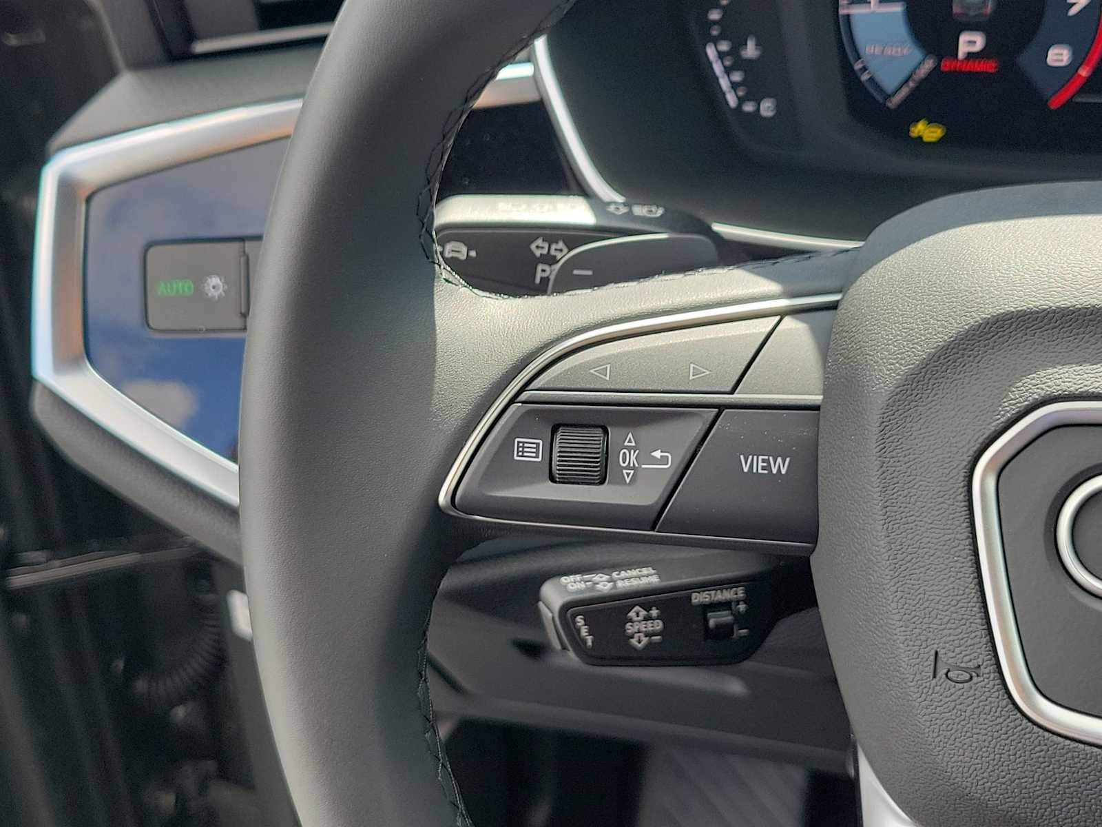 Thumbnail: 2025 Audi Q3 - 21