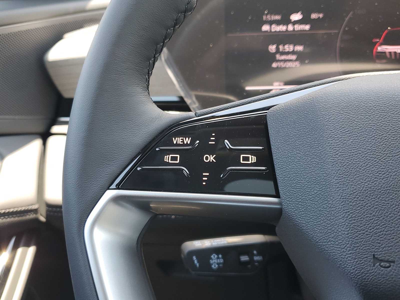 Thumbnail: 2025 Audi Q6 e-tron - 17