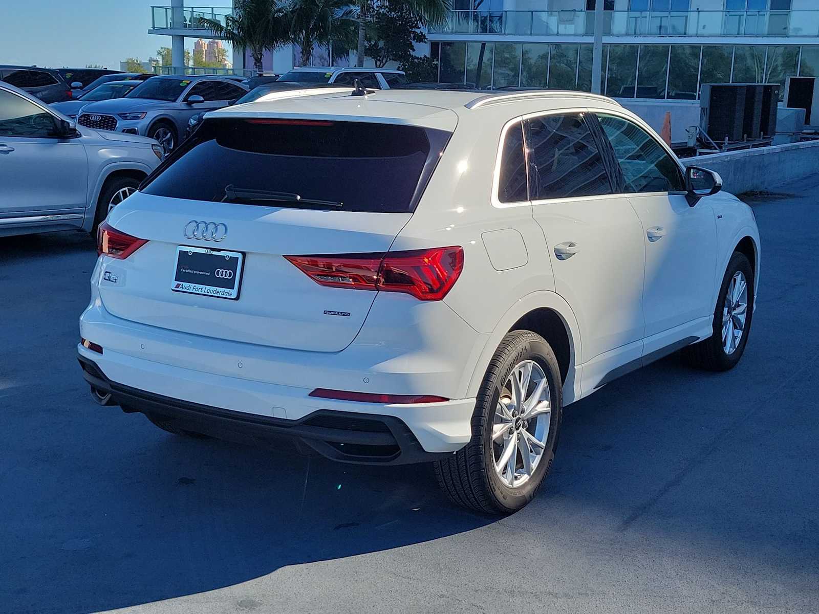 Thumbnail: 2025 Audi Q3 - 6