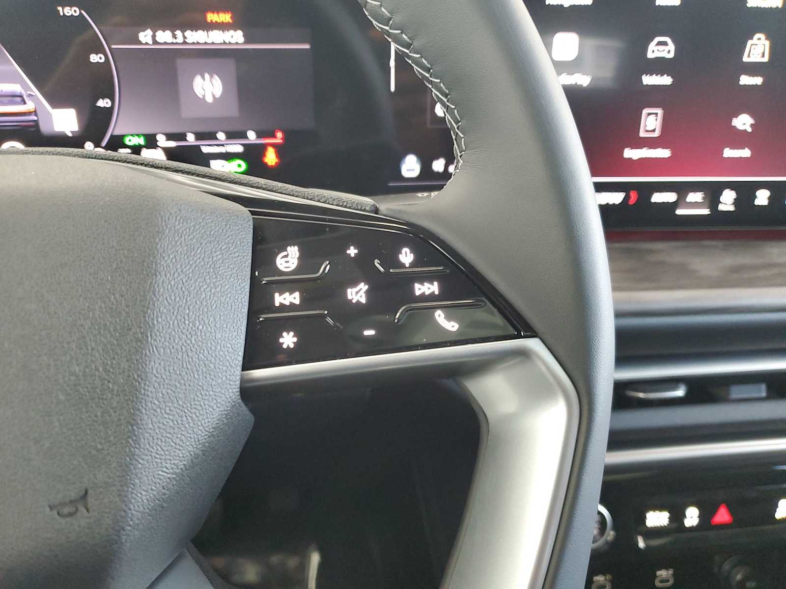 Thumbnail: 2025 Audi Q5 - 18