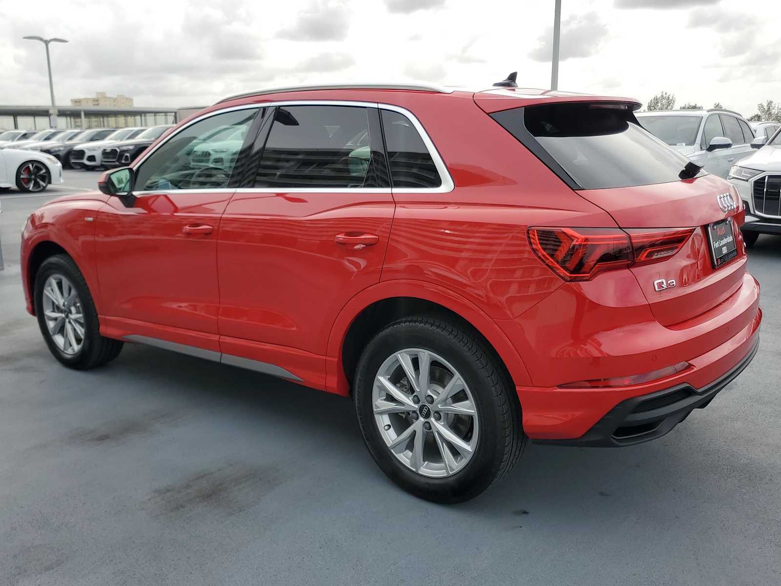 Thumbnail: 2024 Audi Q3 - 4