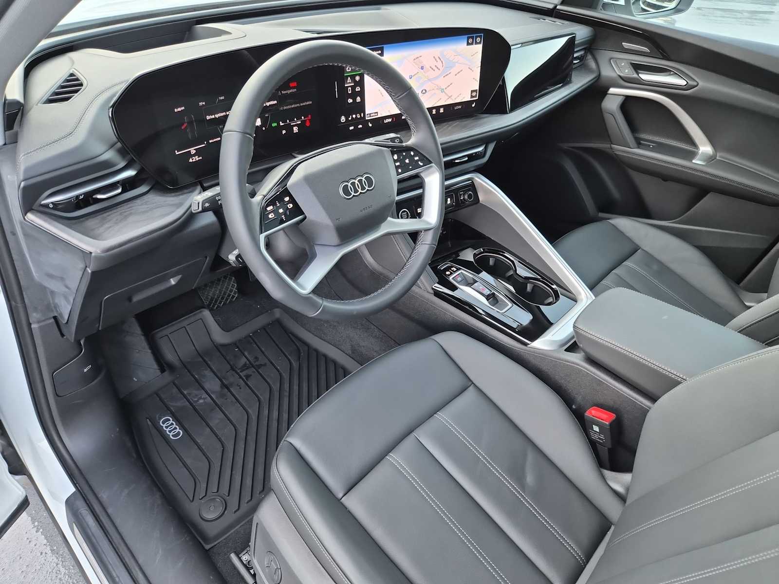 Thumbnail: 2025 Audi Q5 - 2