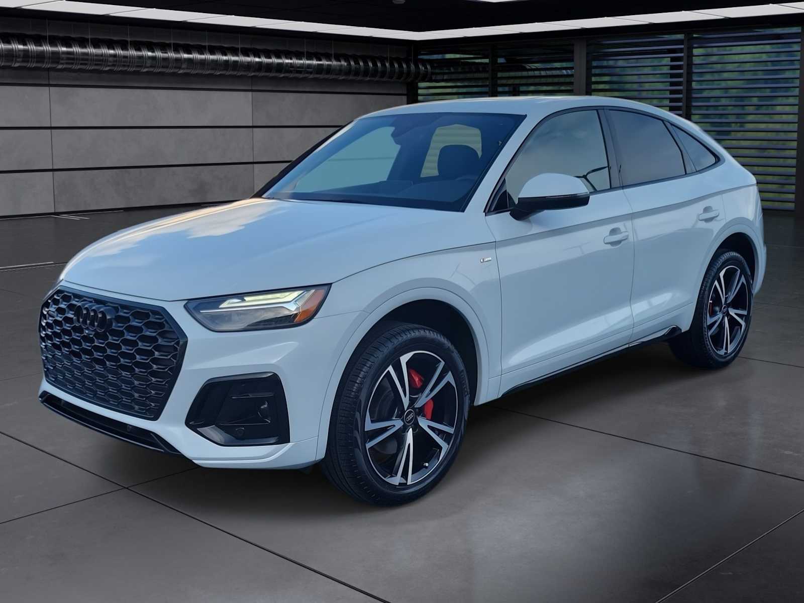 Thumbnail: 2025 Audi Q5 - 1