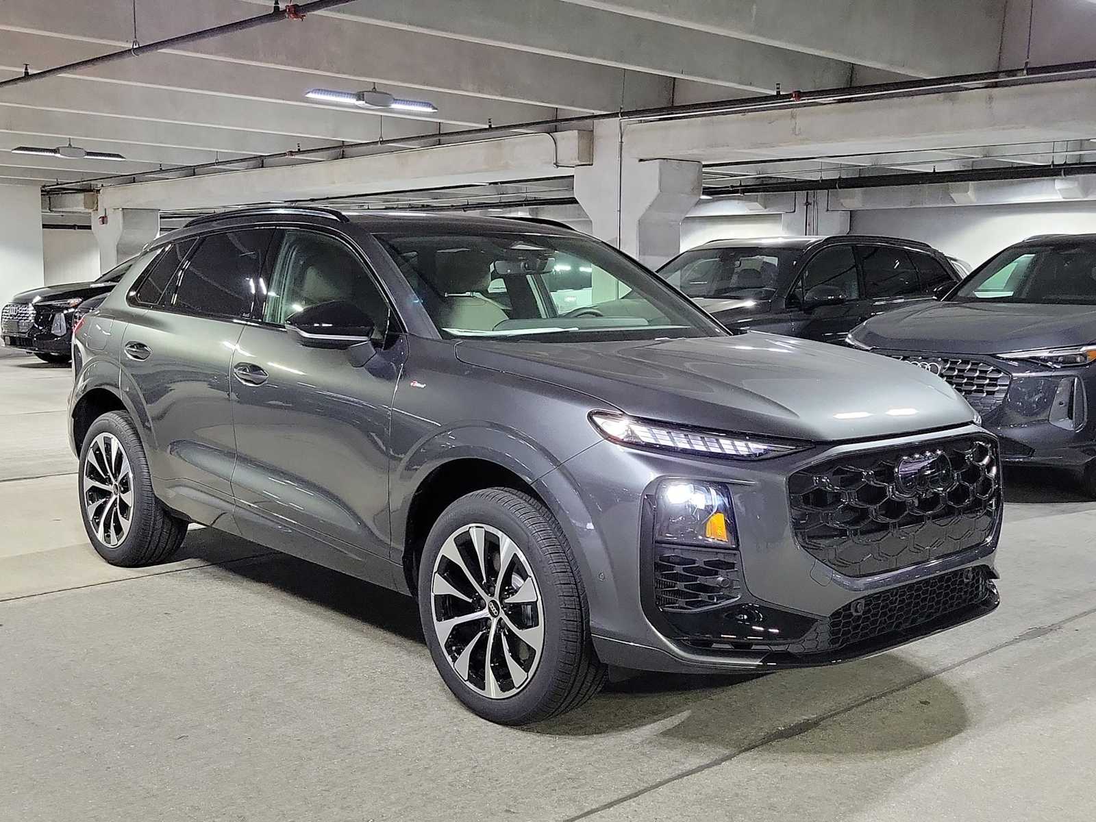 Thumbnail: 2026 Audi Q3 - 8
