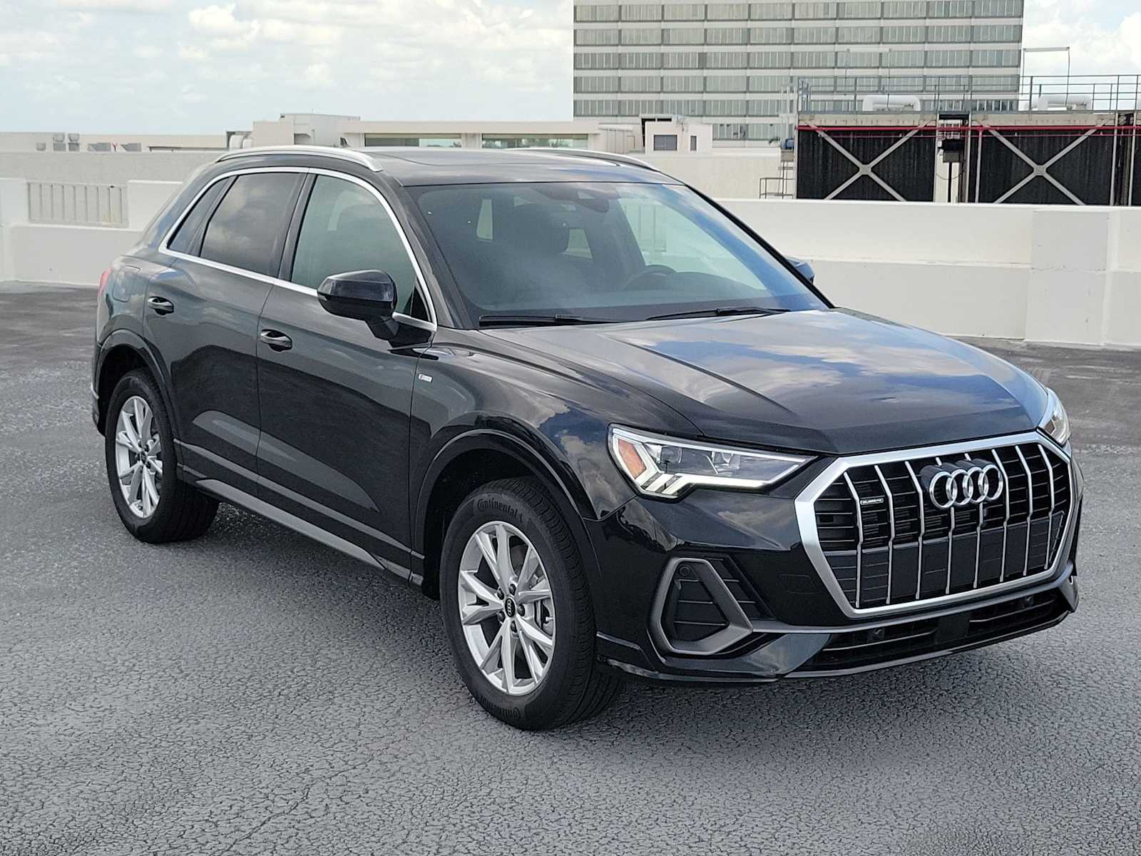 Thumbnail: 2025 Audi Q3 - 8