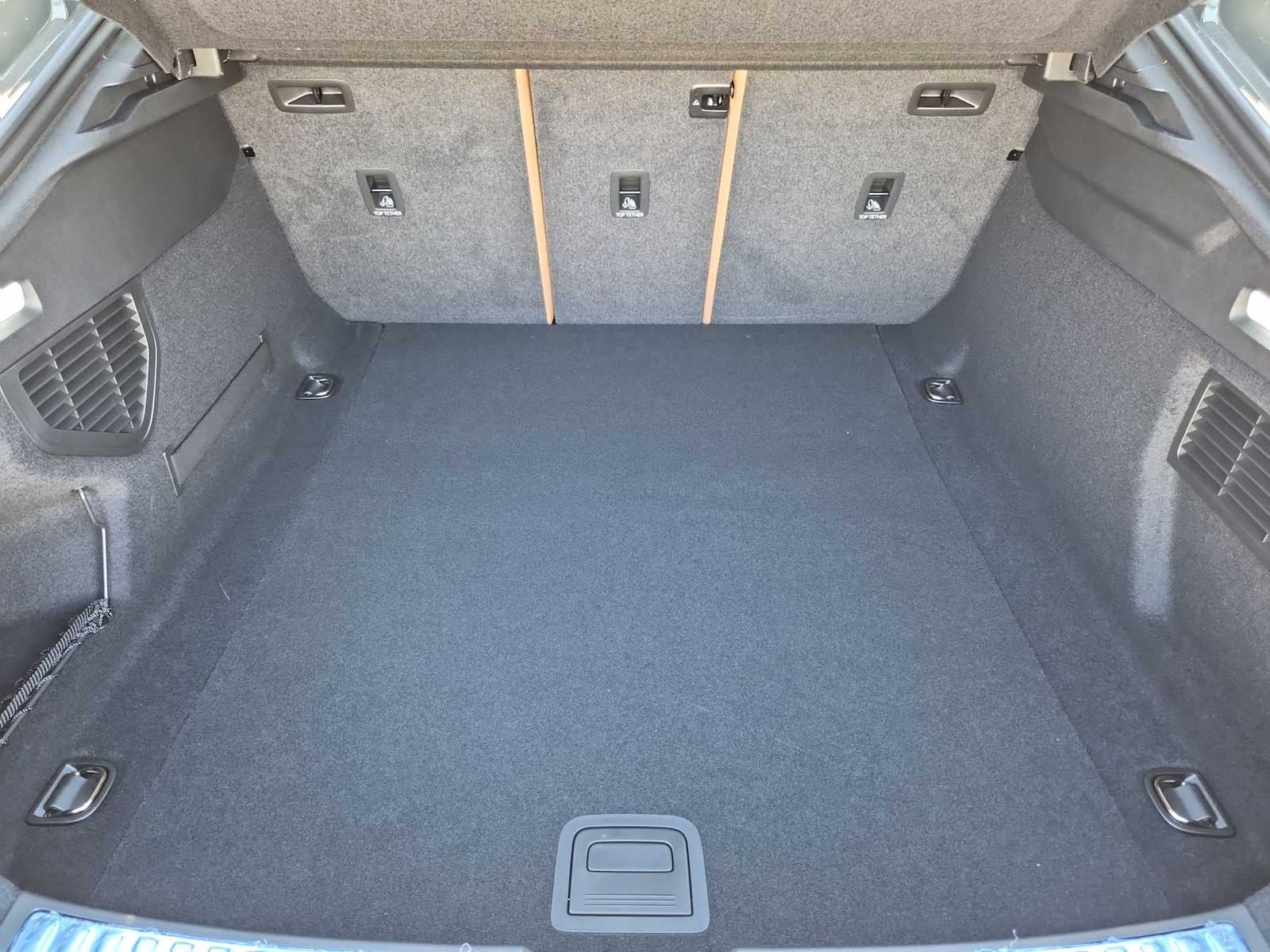 Thumbnail: 2025 Audi A5 - 27