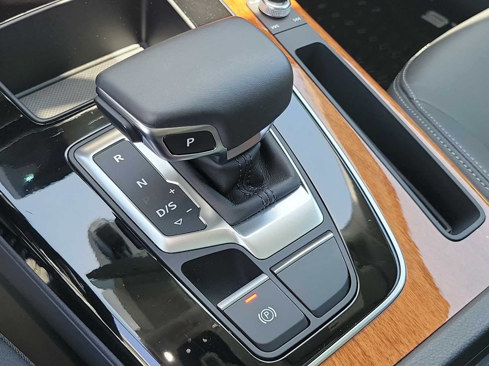 Thumbnail: 2024 Audi Q5 - 29