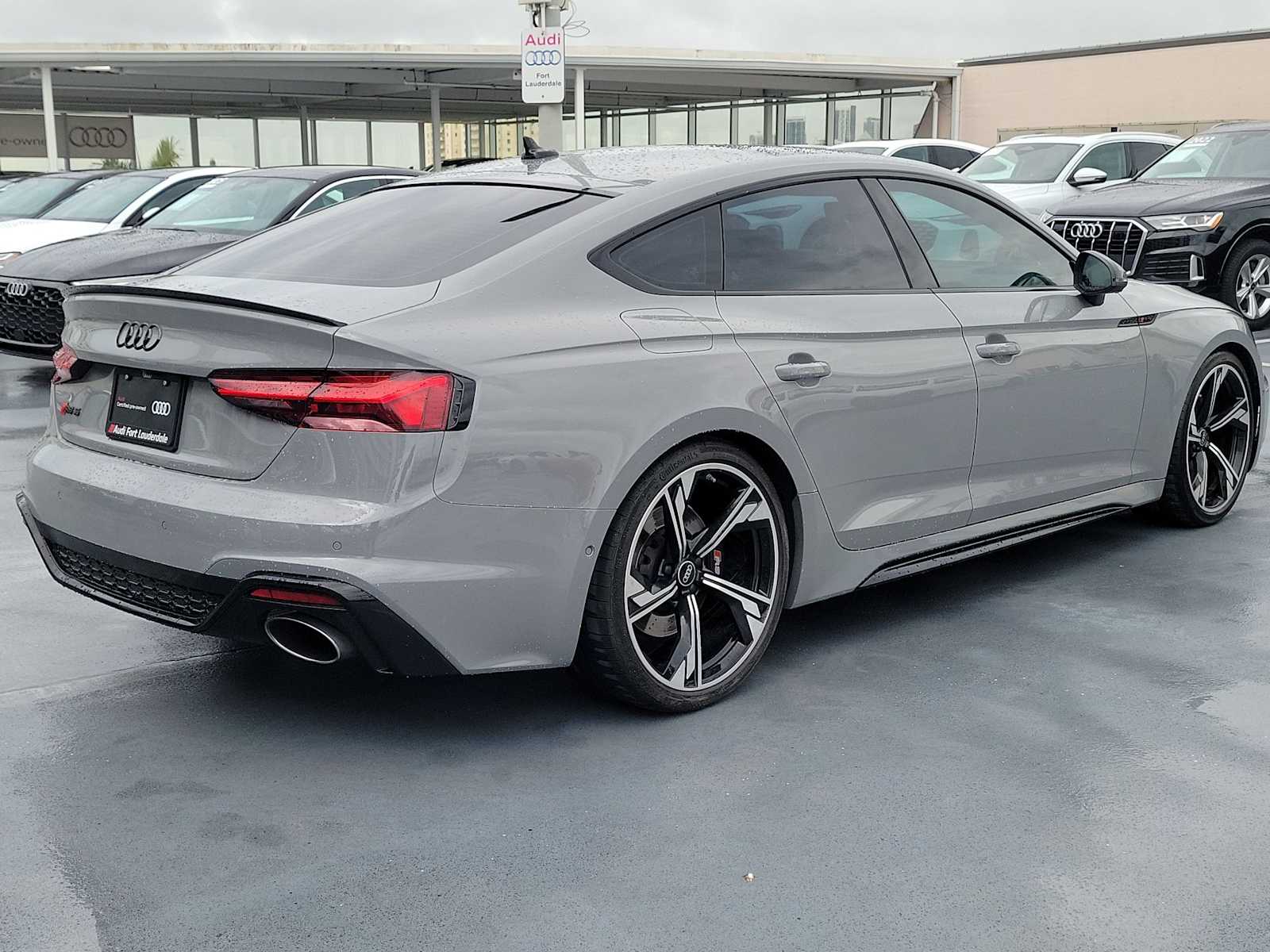 Thumbnail: 2023 Audi RS 5 - 6