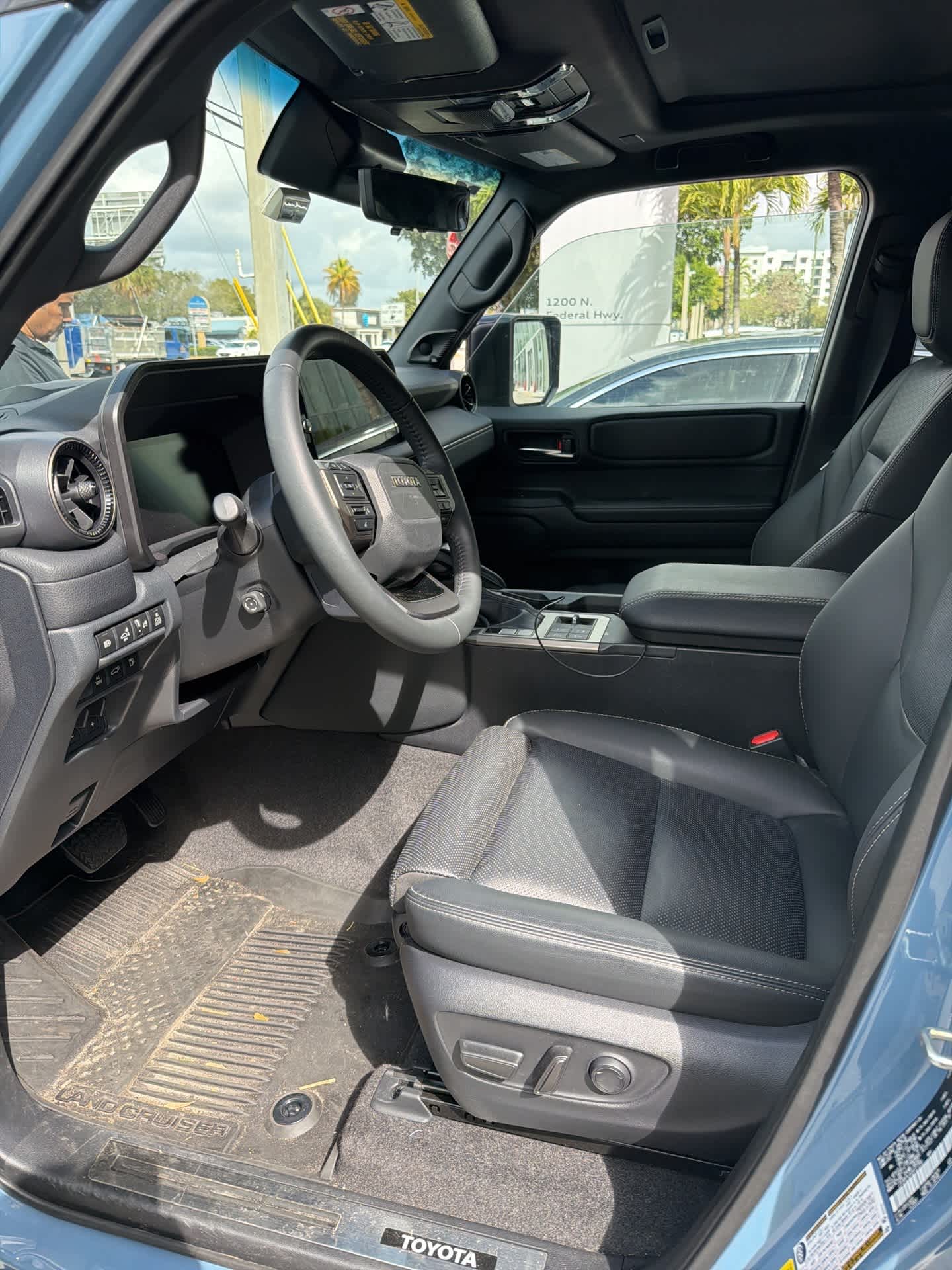 Thumbnail: 2025 Toyota Land Cruiser - 3