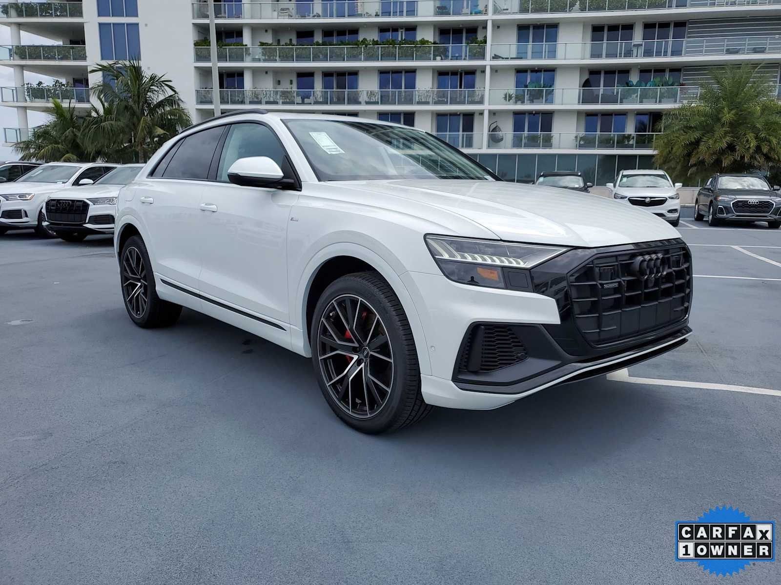 Thumbnail: 2023 Audi Q8 - 8