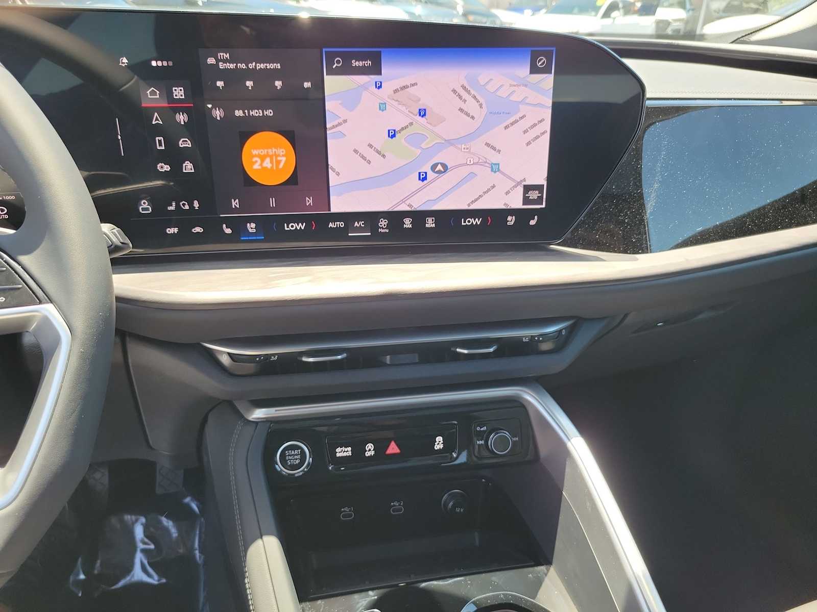 Thumbnail: 2025 Audi Q5 - 23