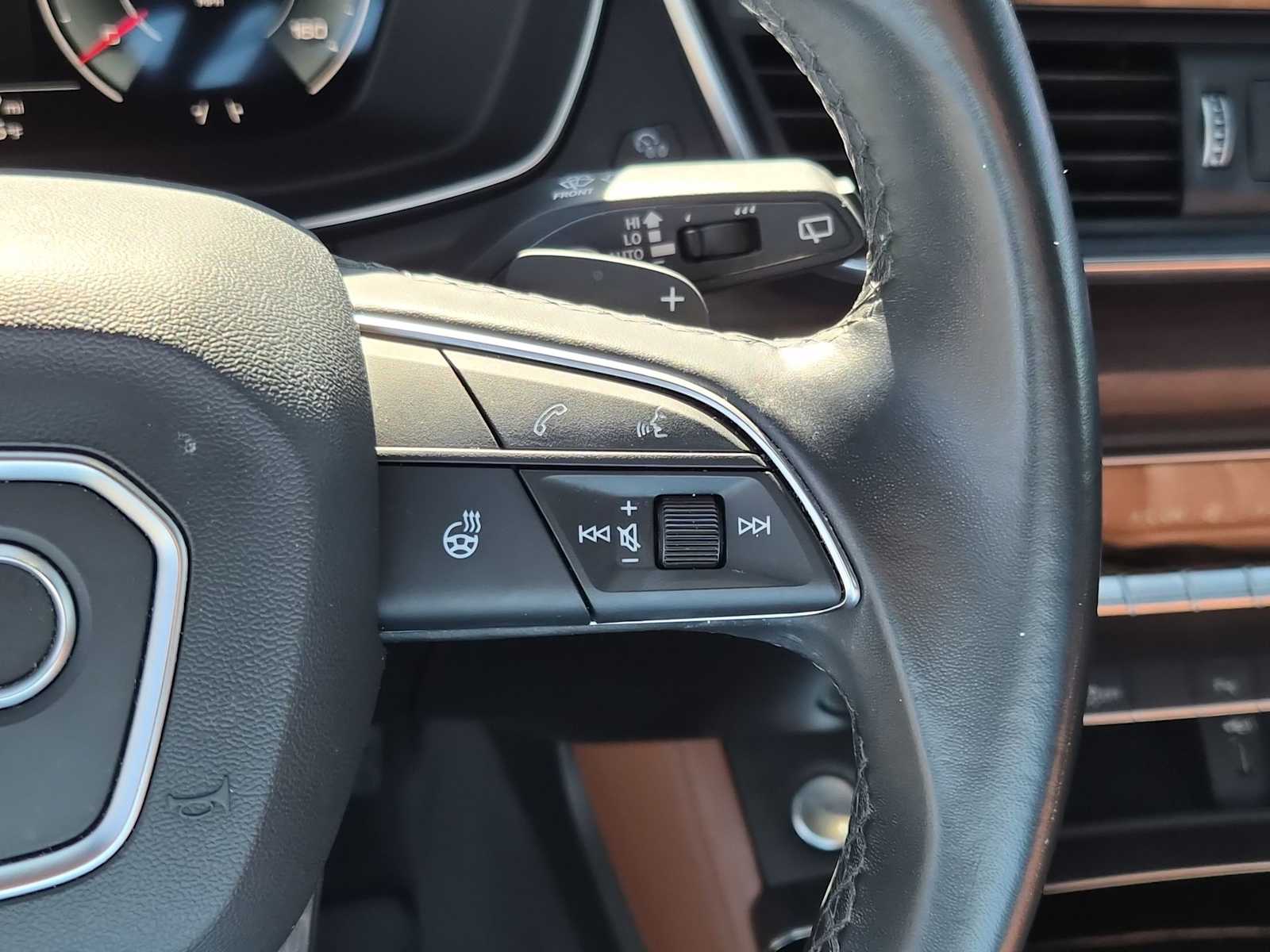 Thumbnail: 2022 Audi Q5 - 22