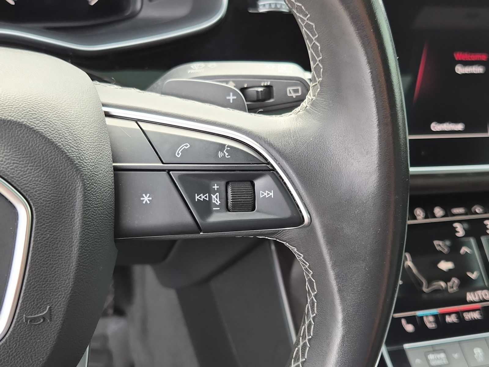 Thumbnail: 2021 Audi Q8 - 21