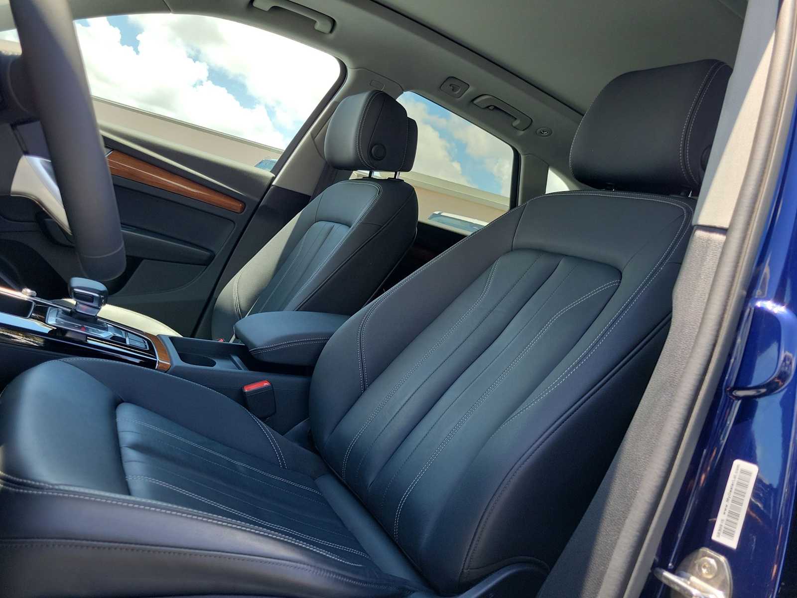 Thumbnail: 2024 Audi Q5 - 14
