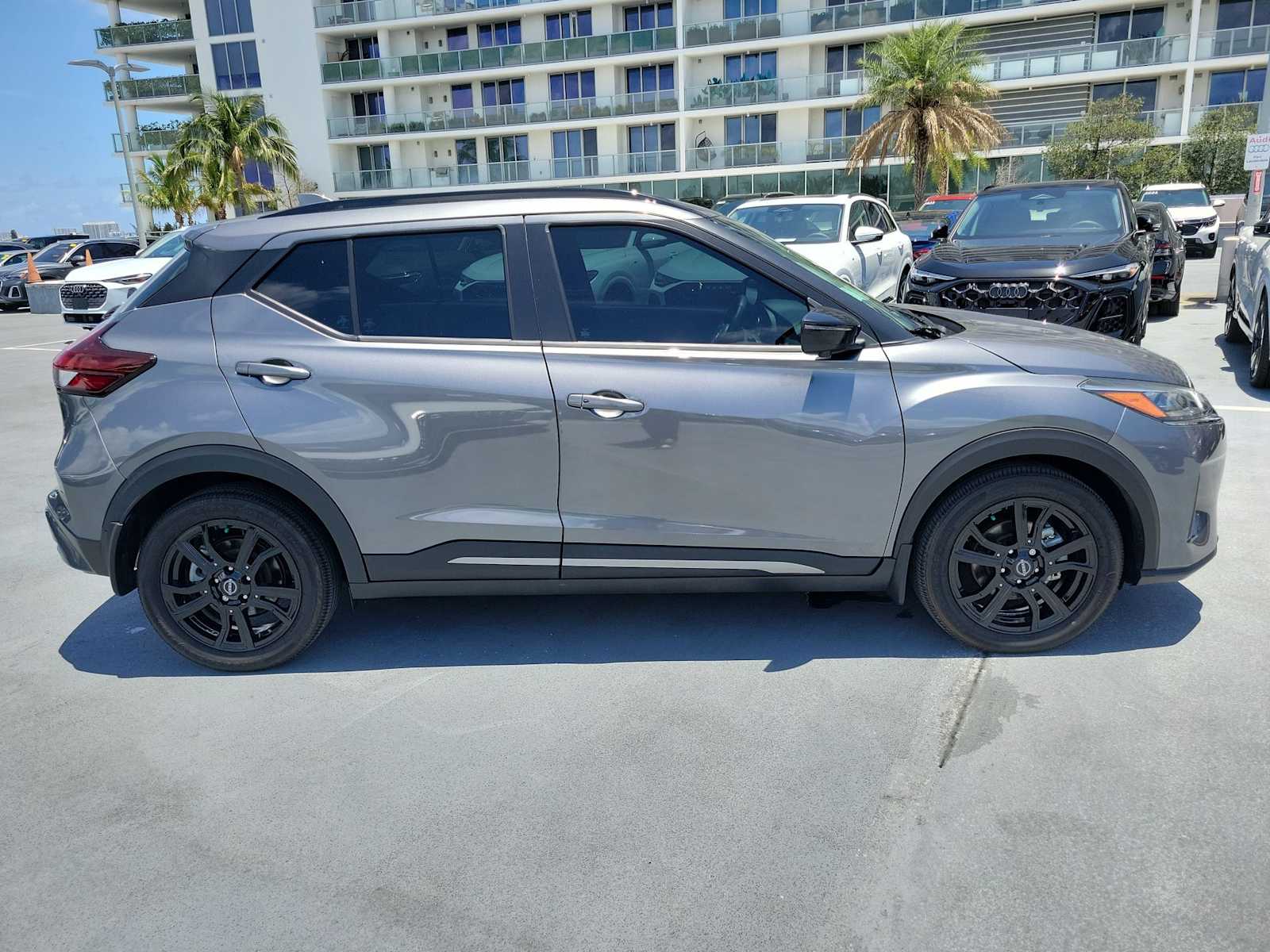 Thumbnail: 2023 Nissan Kicks - 6