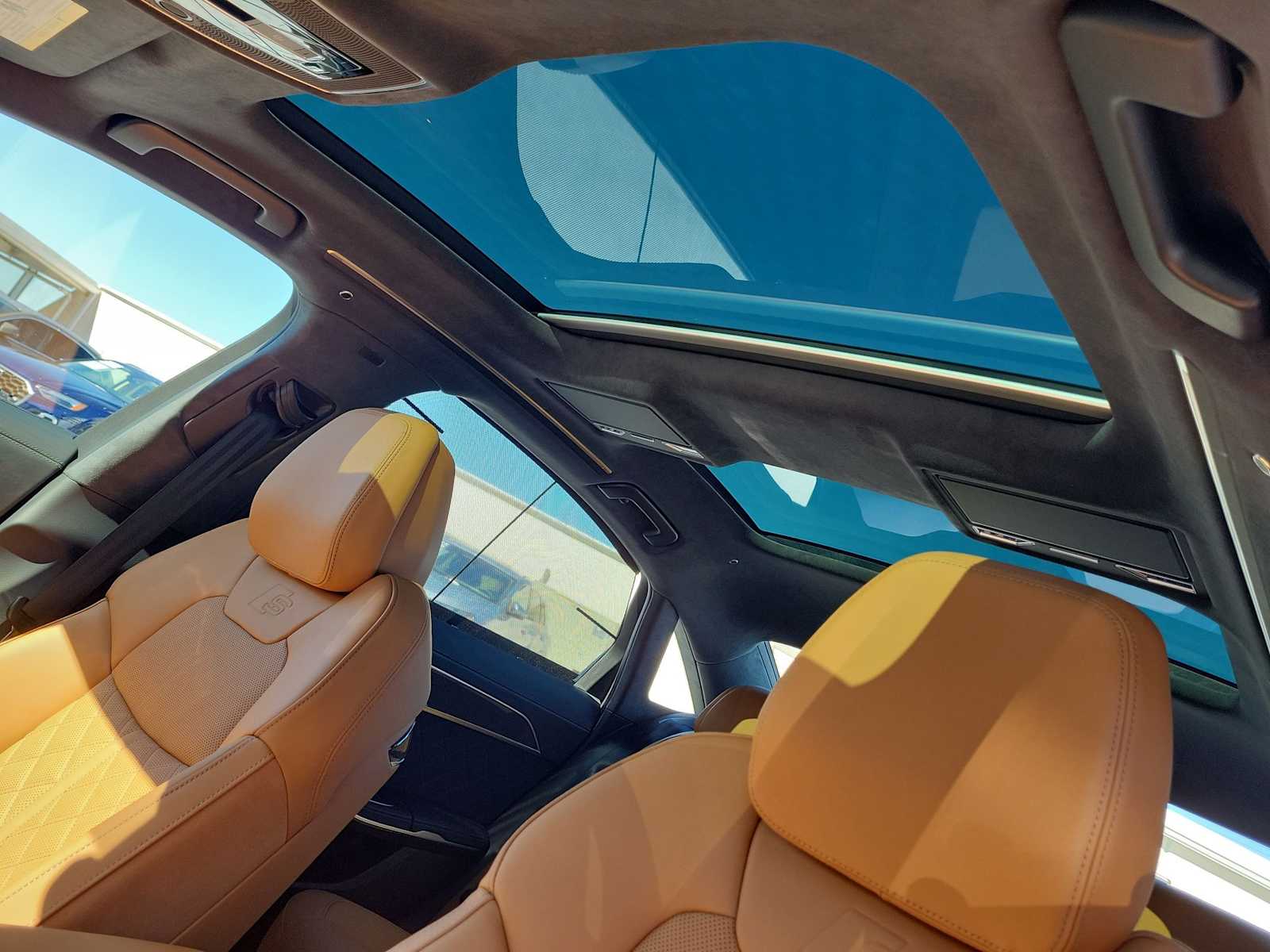 Thumbnail: 2026 Audi S8 - 18