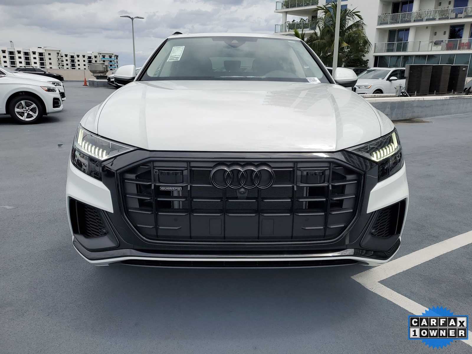 Thumbnail: 2023 Audi Q8 - 9