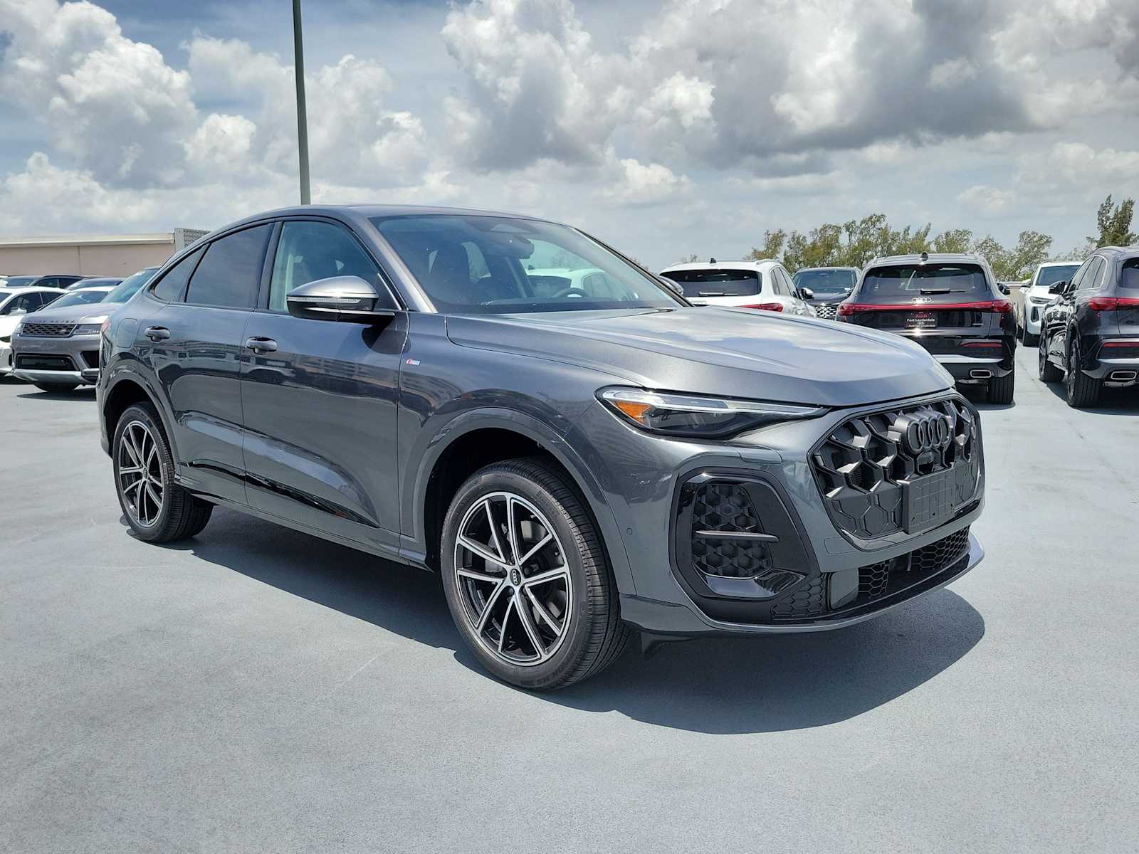 Thumbnail: 2026 Audi Q5 - 8