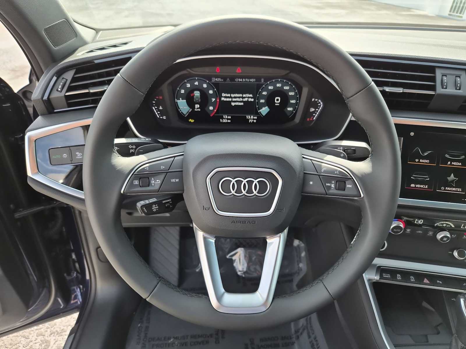 Thumbnail: 2025 Audi Q3 - 20