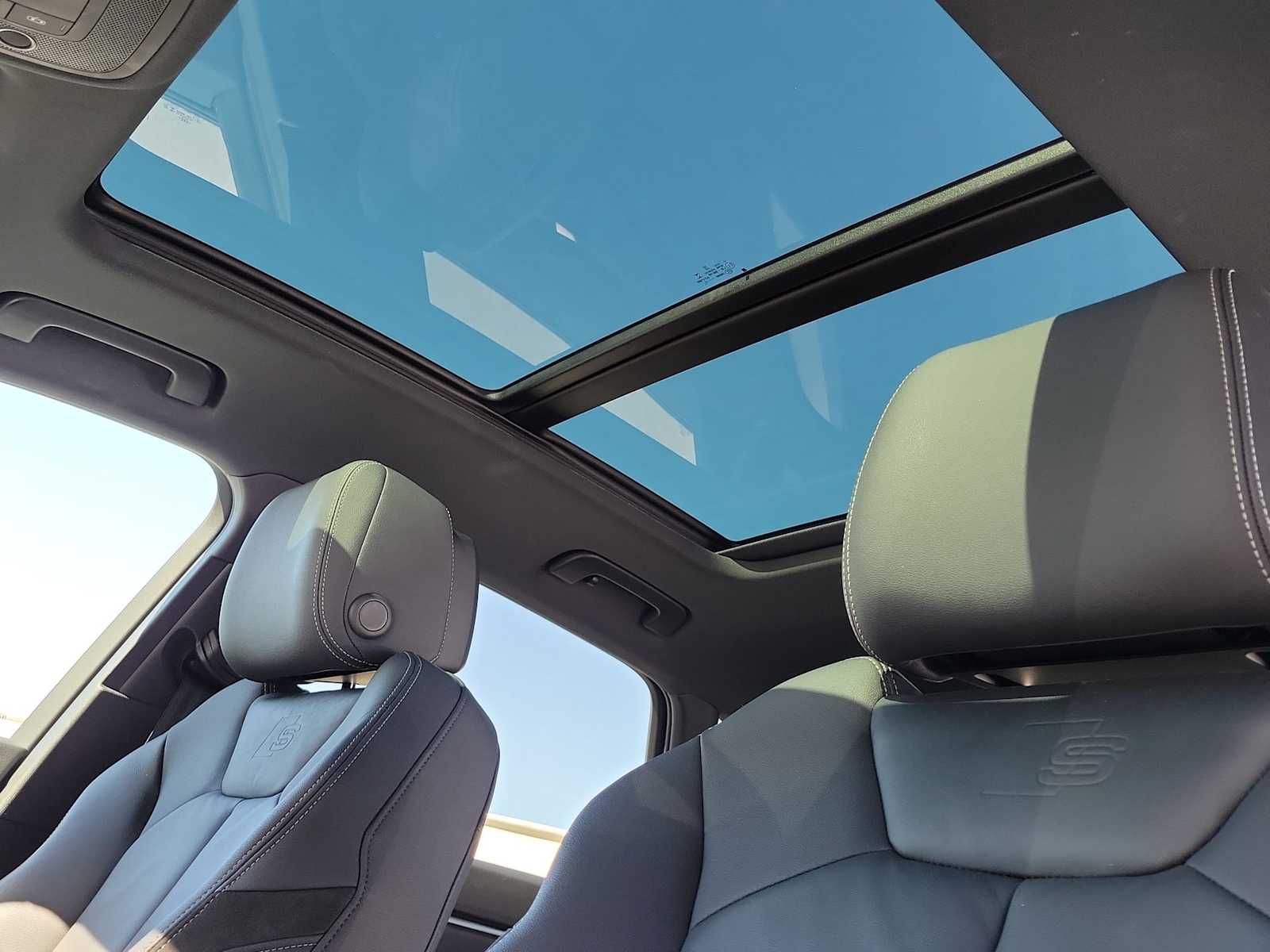 Thumbnail: 2022 Audi Q3 - 18