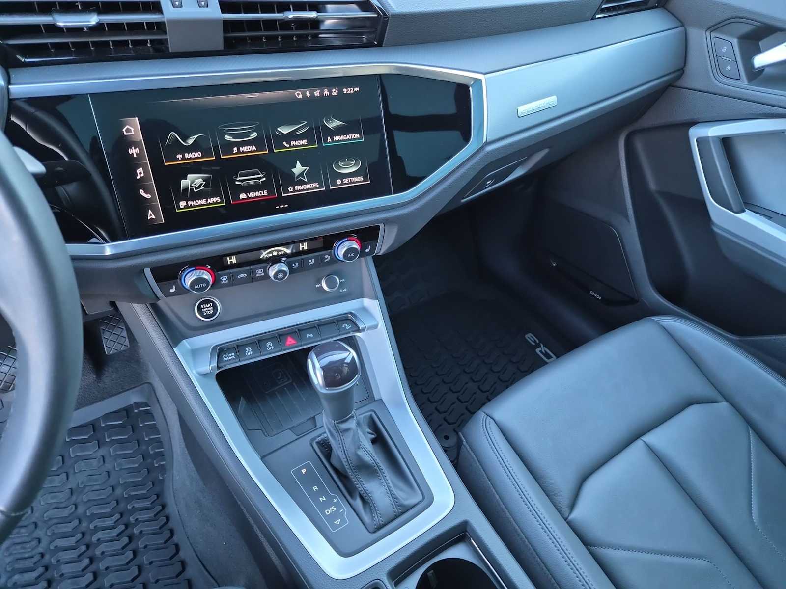 Thumbnail: 2023 Audi Q3 - 23