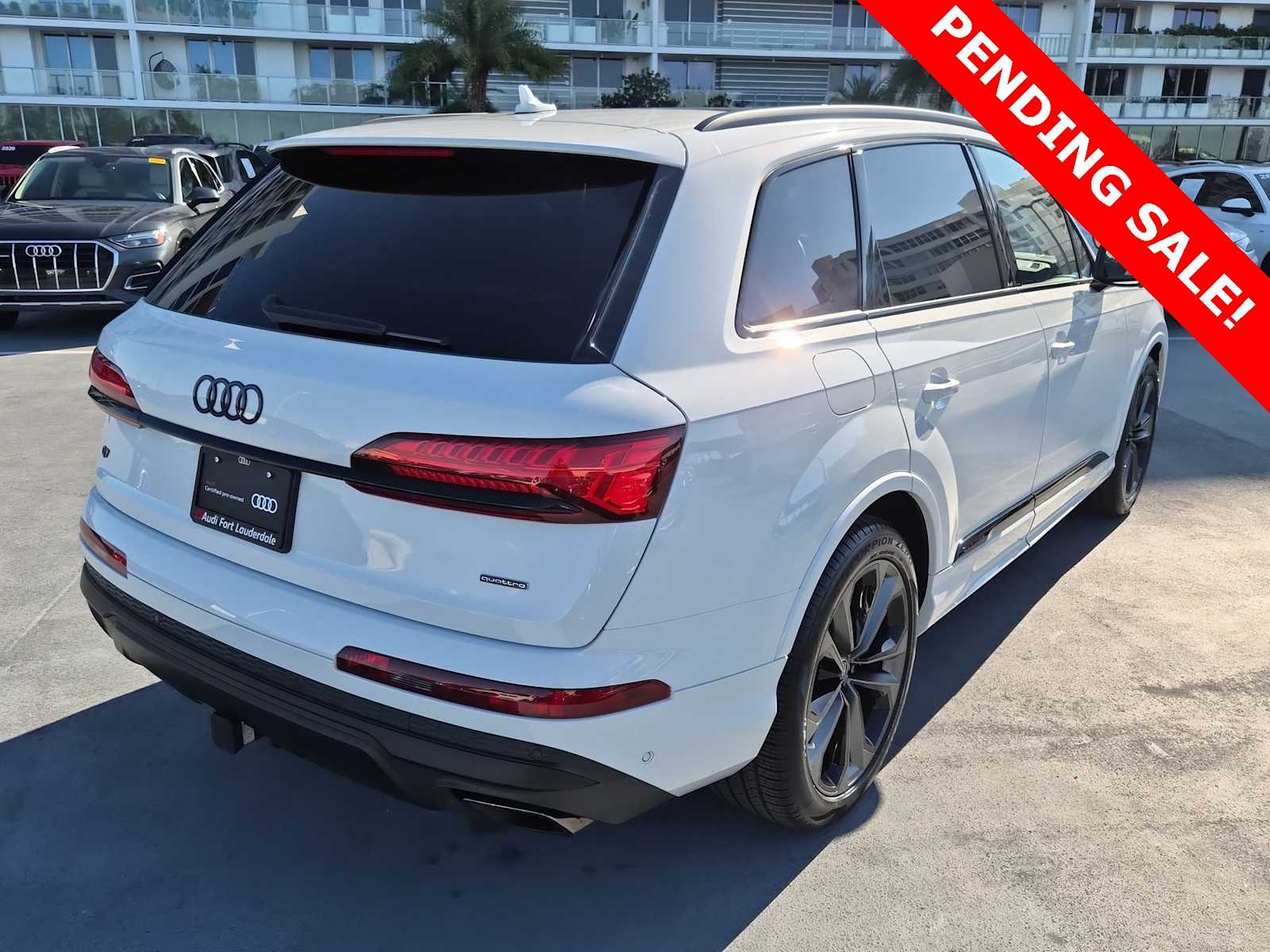 Thumbnail: 2025 Audi Q7 - 6