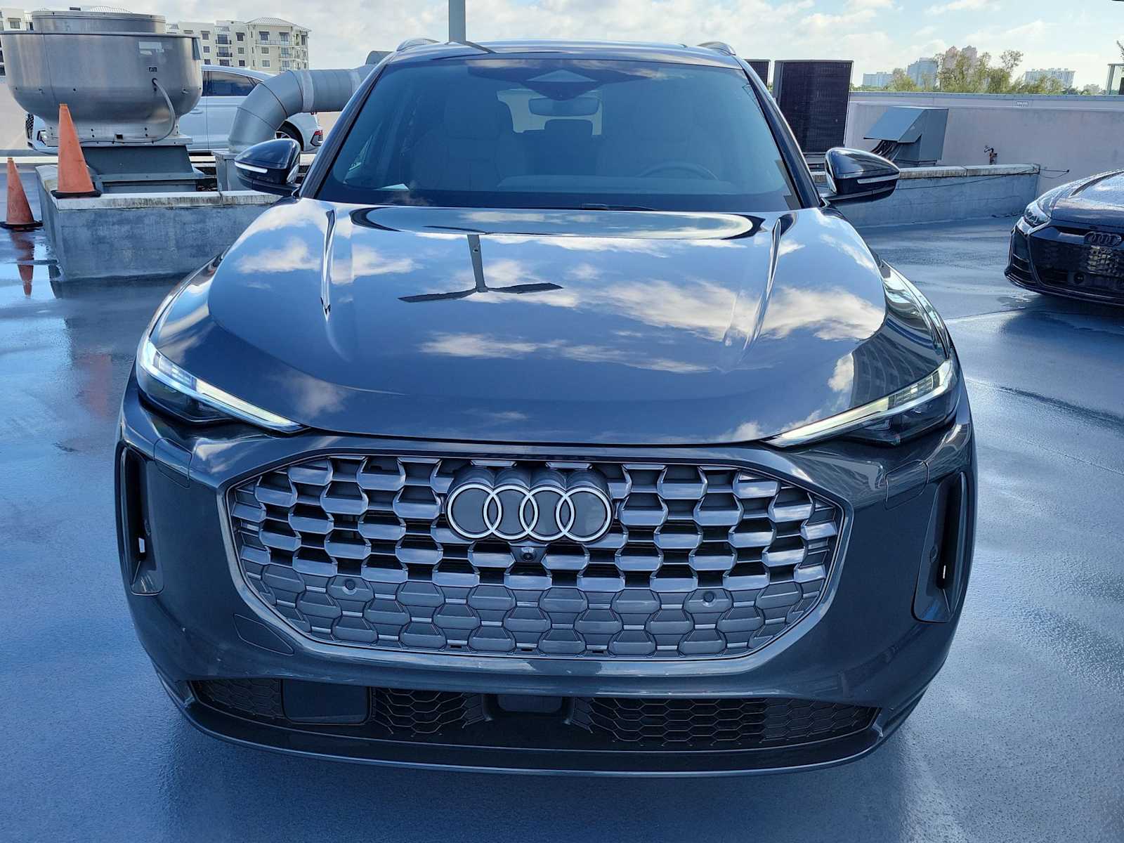Thumbnail: 2025 Audi Q5 - 9