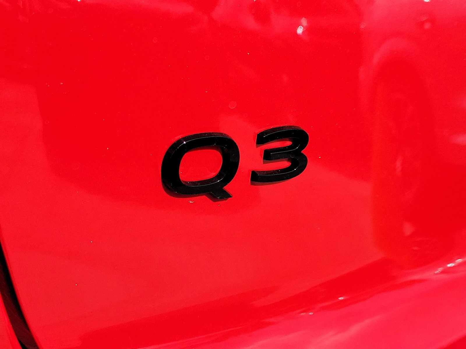 Thumbnail: 2026 Audi Q3 - 7