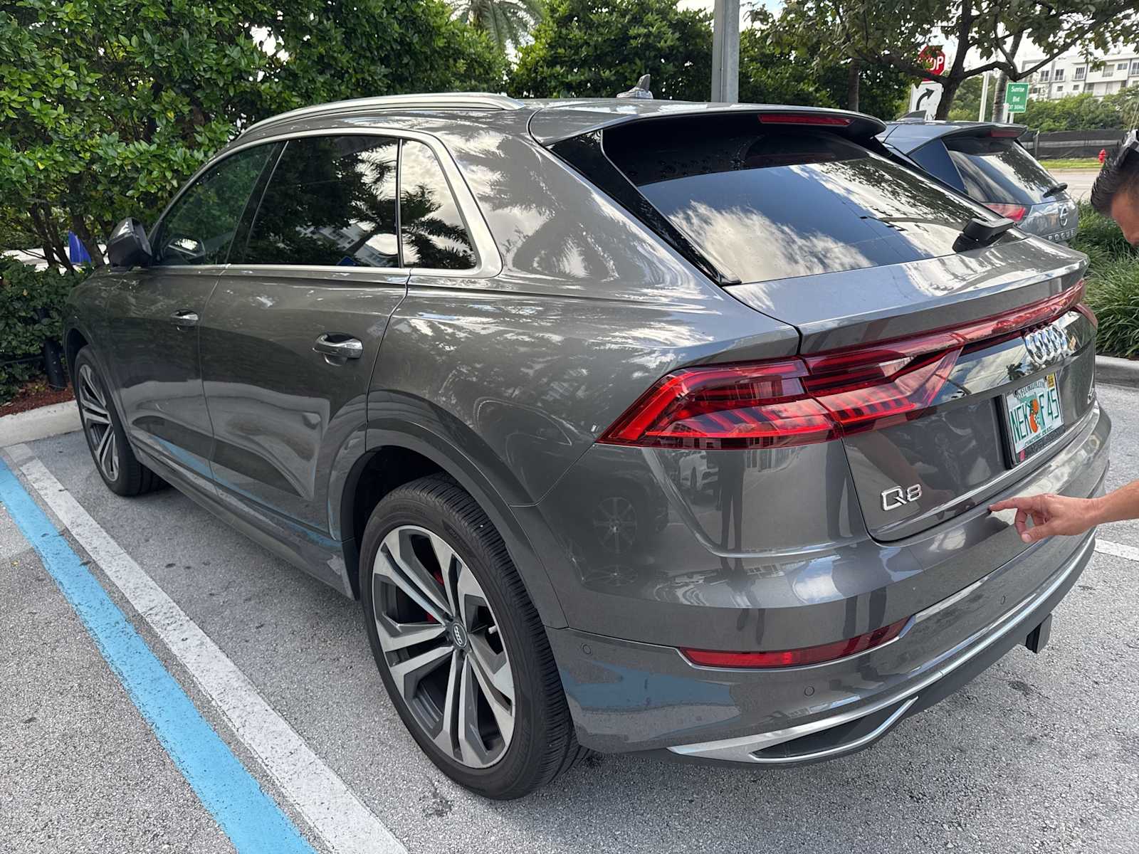 Thumbnail: 2019 Audi Q8 - 3