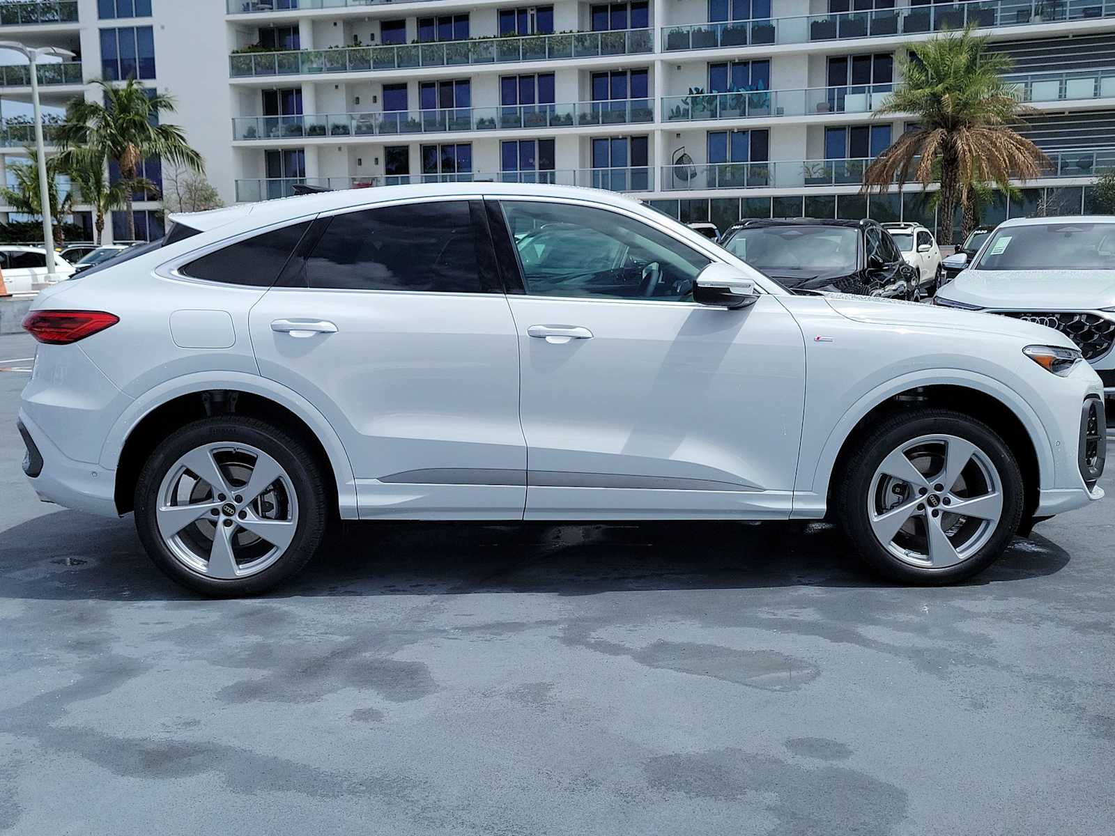 Thumbnail: 2026 Audi Q5 - 7