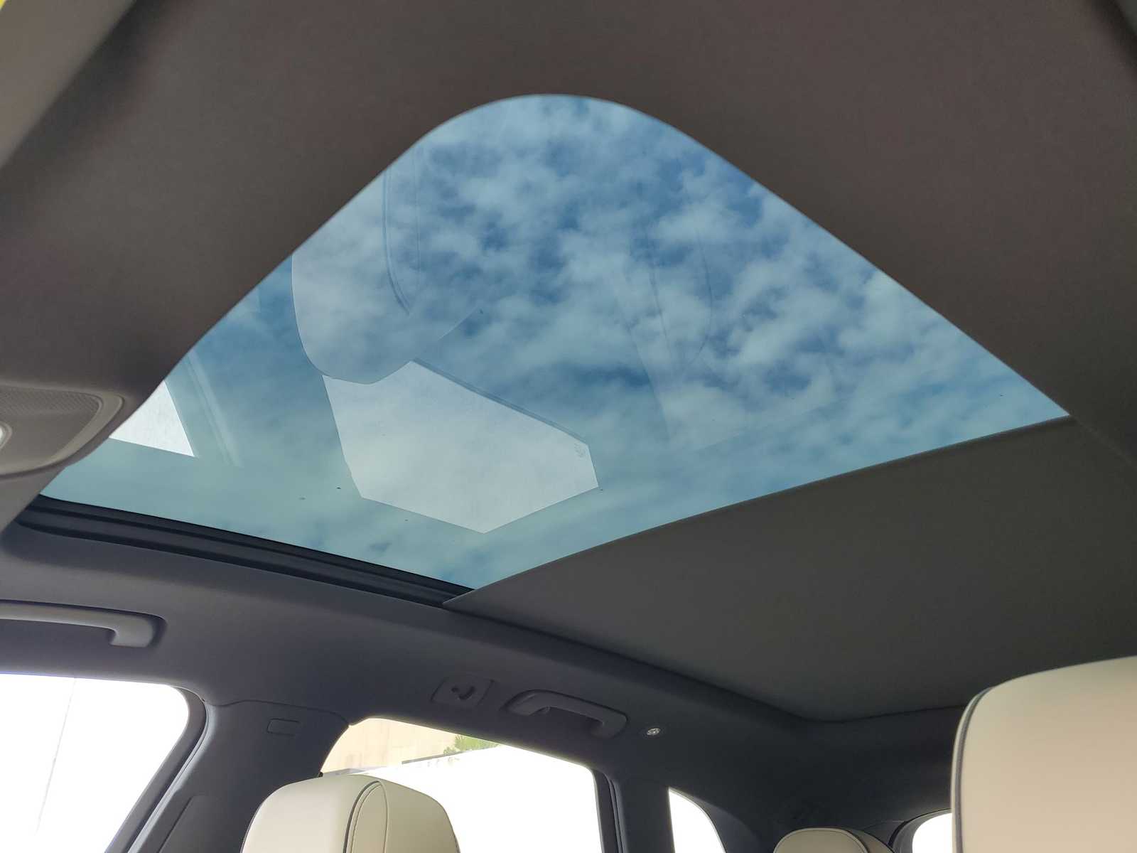 Thumbnail: 2025 Audi Q5 - 15