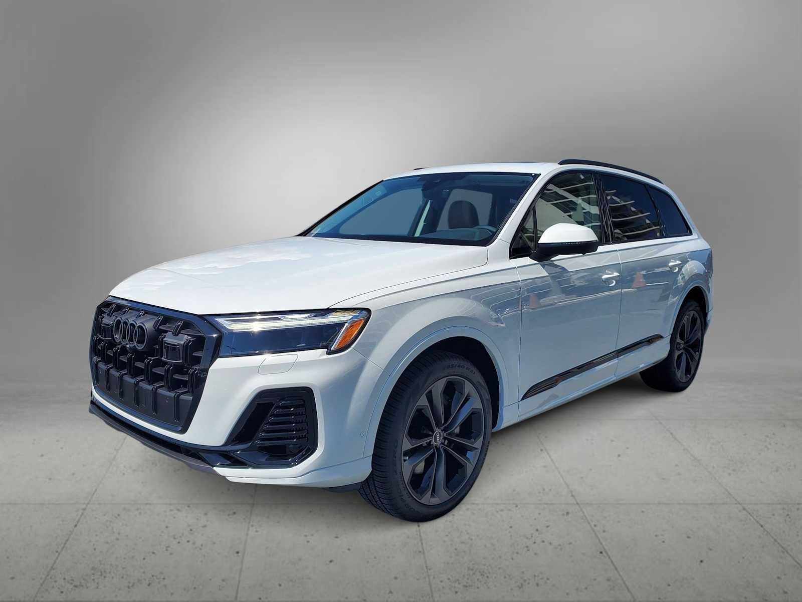 2025 Audi Q7 Premium Plus -
                  Fort Lauderdale, FL