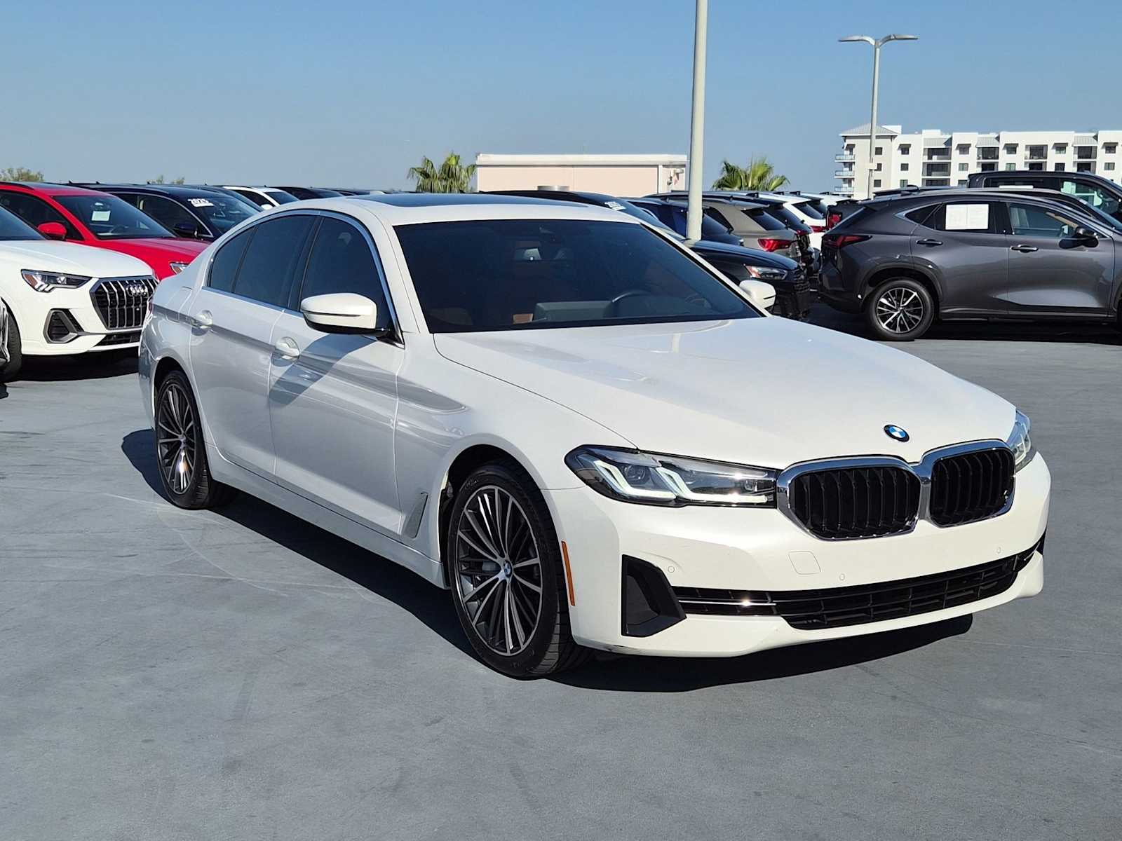 Thumbnail: 2023 BMW 5 Series - 8