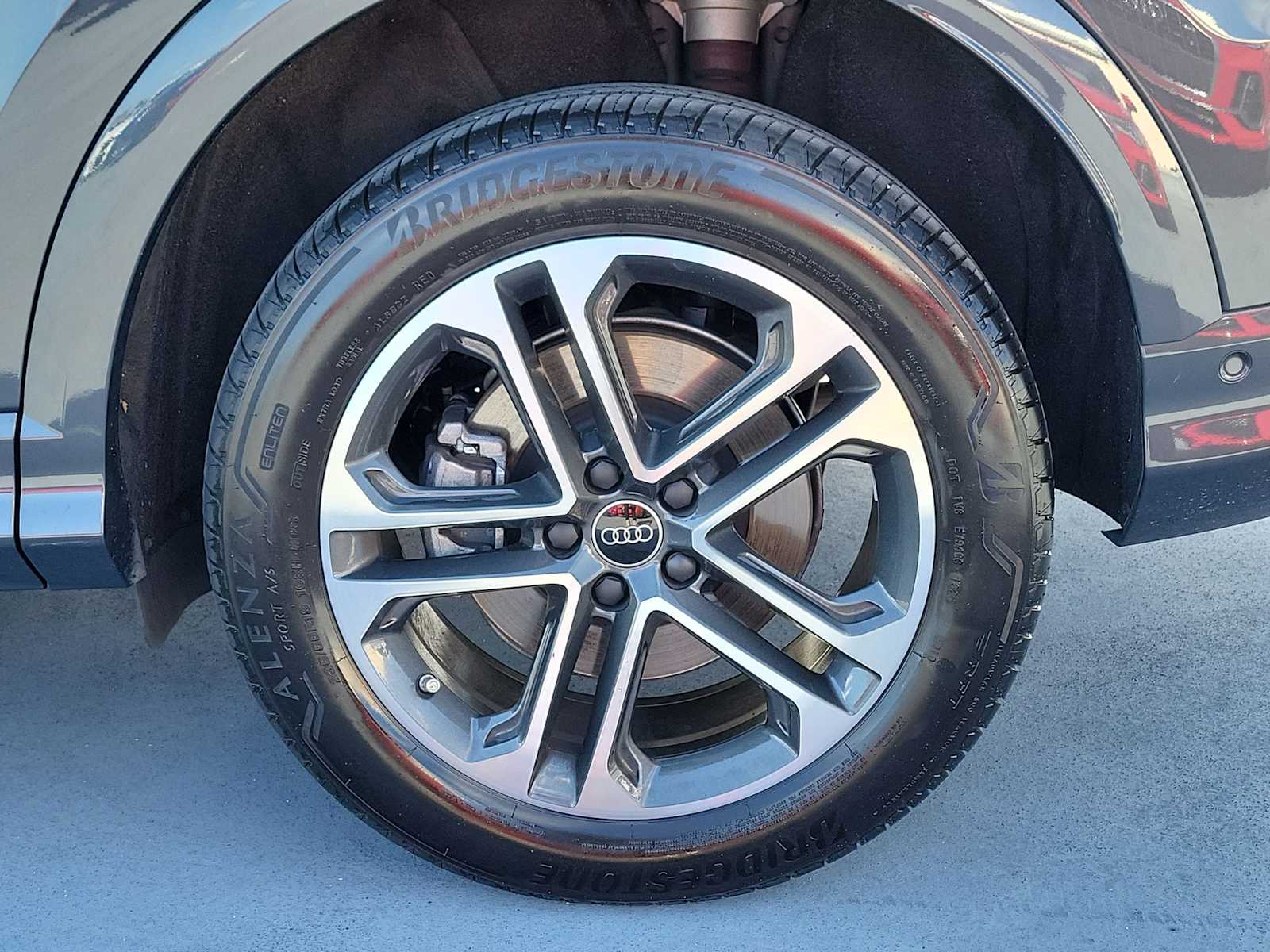 Thumbnail: 2025 Audi Q5 - 12