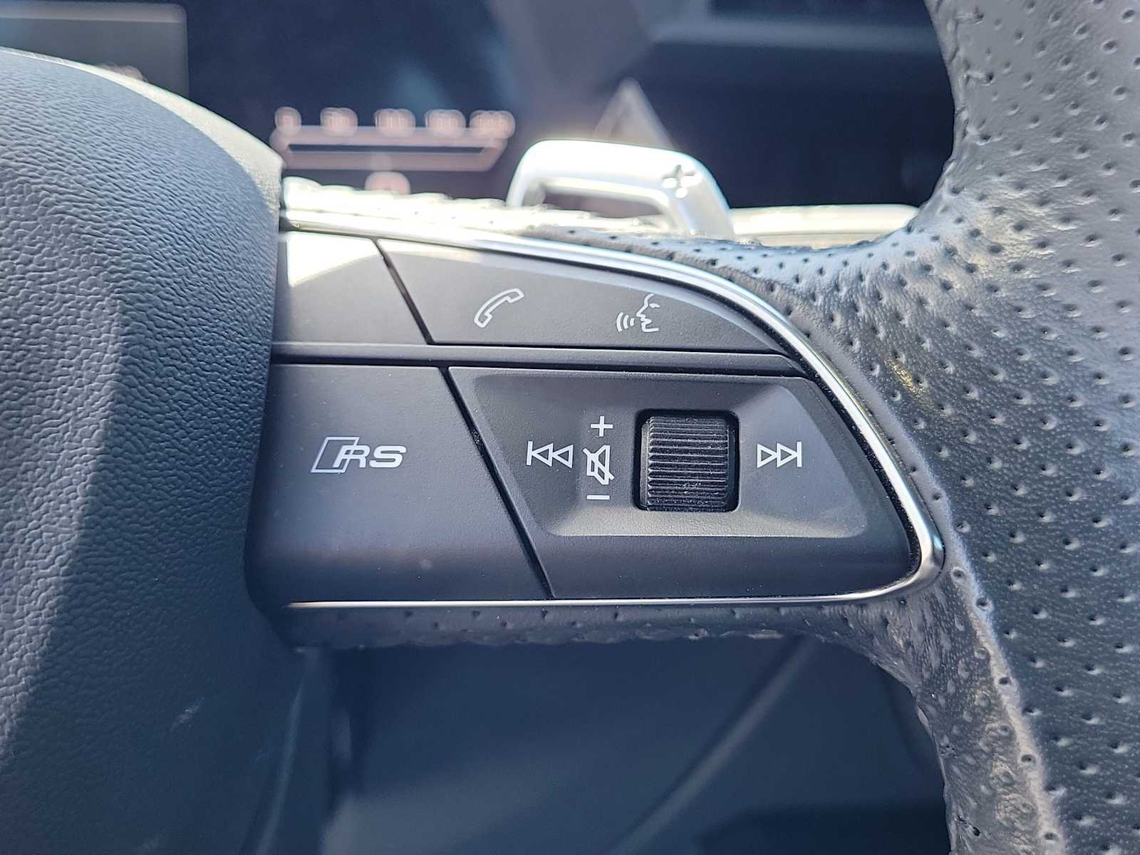 Thumbnail: 2024 Audi RS 3 - 22