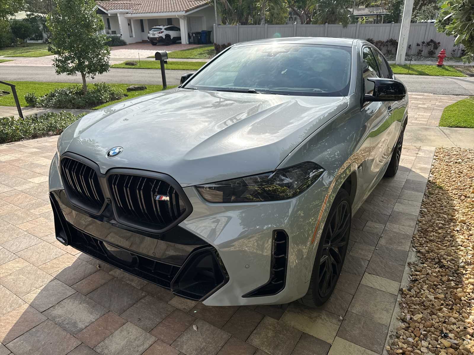 Thumbnail: 2024 BMW X6 - 1