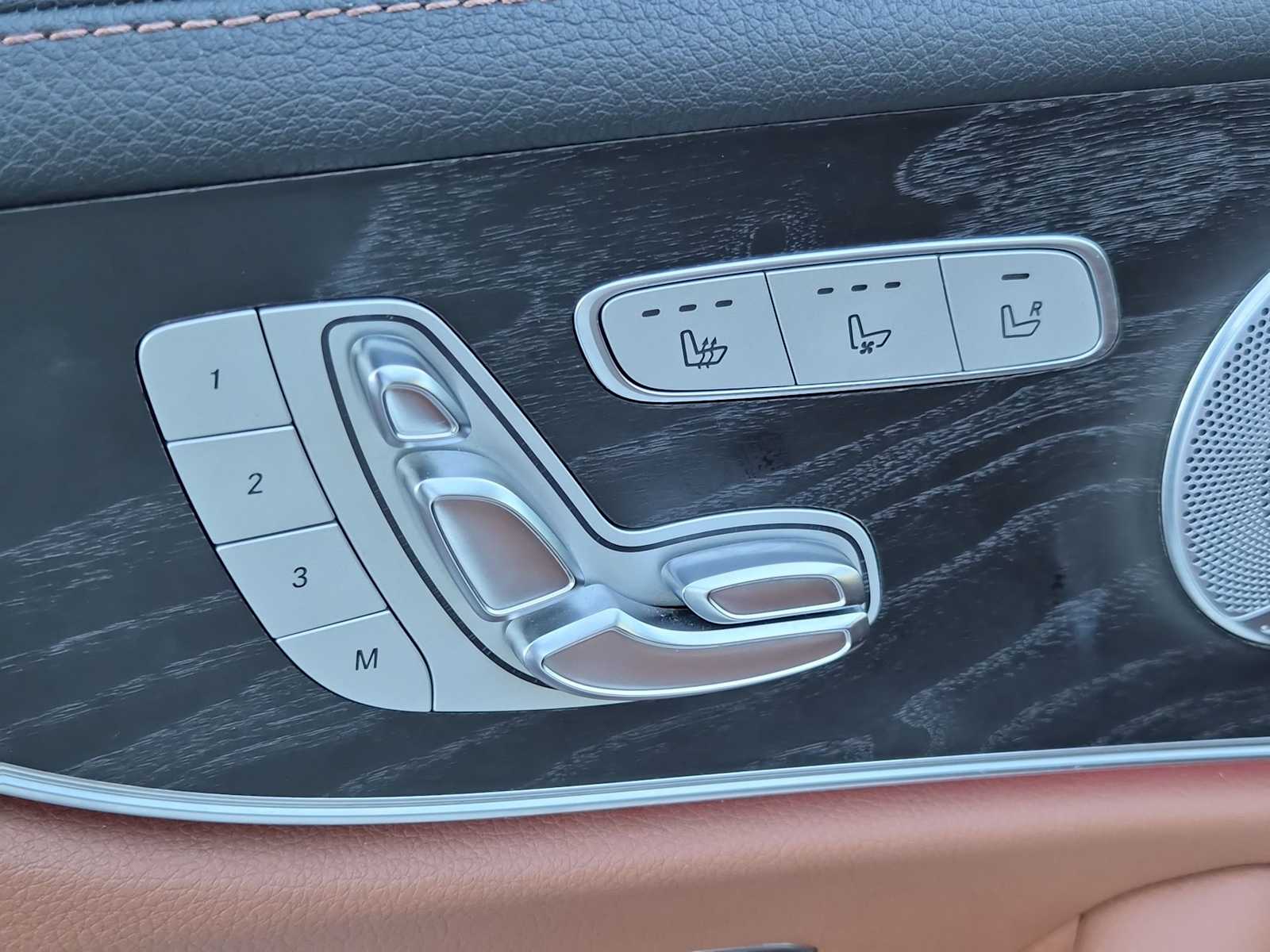 Thumbnail: 2018 Mercedes-Benz E-Class - 15