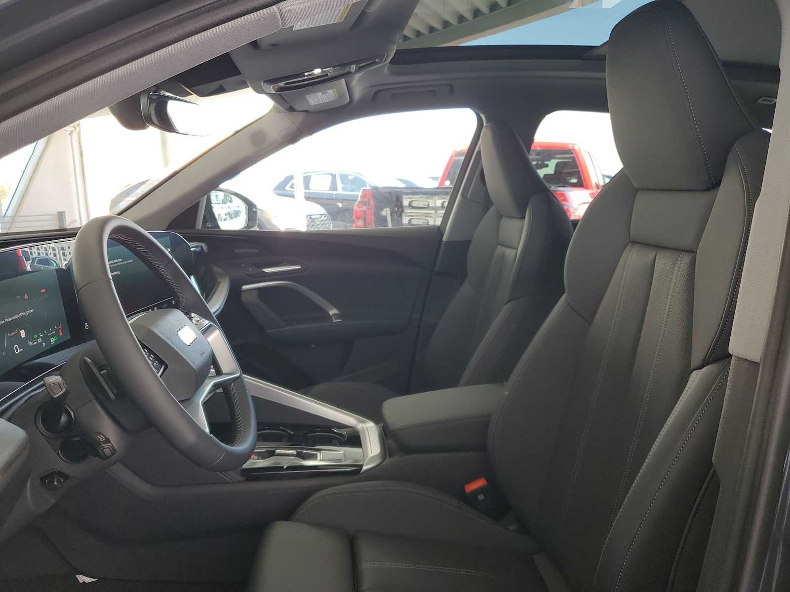 Thumbnail: 2025 Audi Q5 - 12