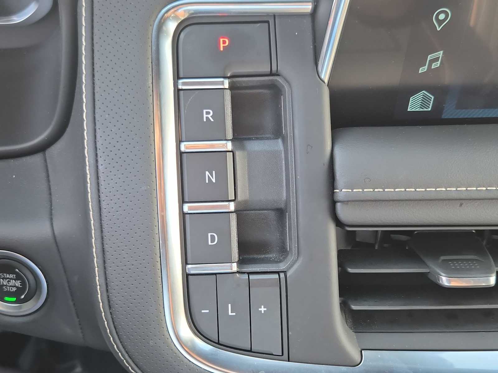 Thumbnail: 2023 Chevrolet Tahoe - 24