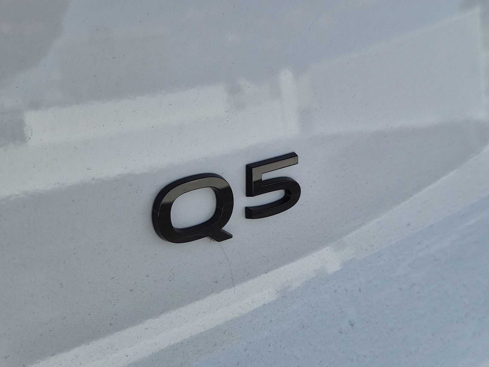 Thumbnail: 2025 Audi Q5 - 10