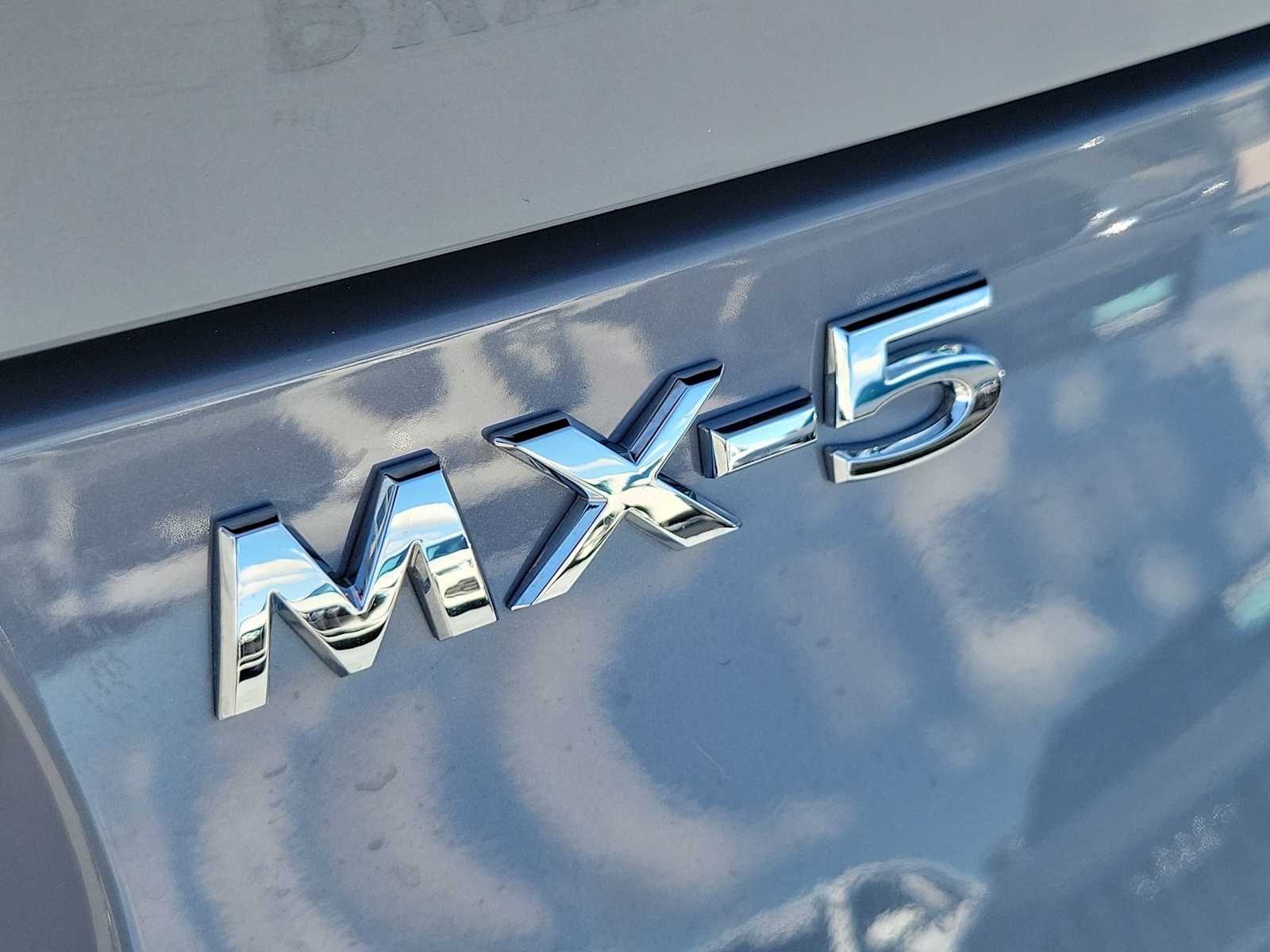 Thumbnail: 2024 Mazda MX-5 Miata - 10