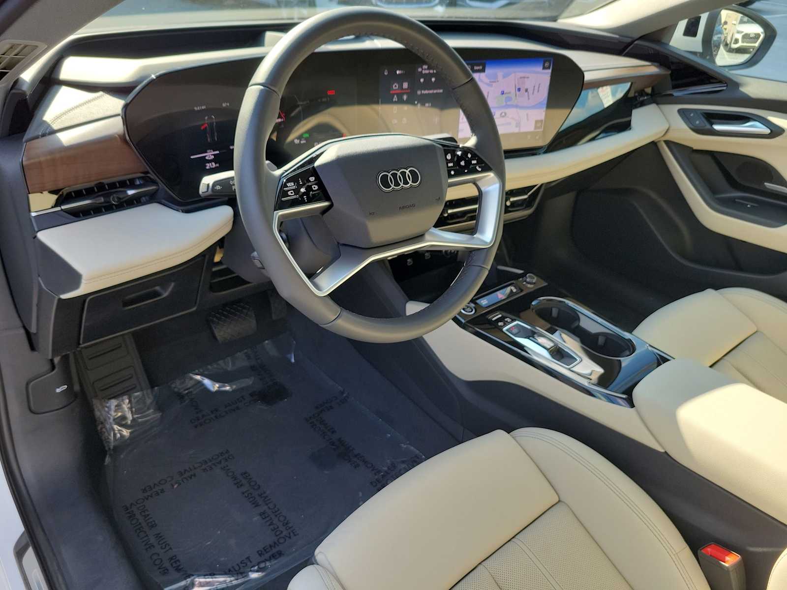 Thumbnail: 2025 Audi e-tron - 2