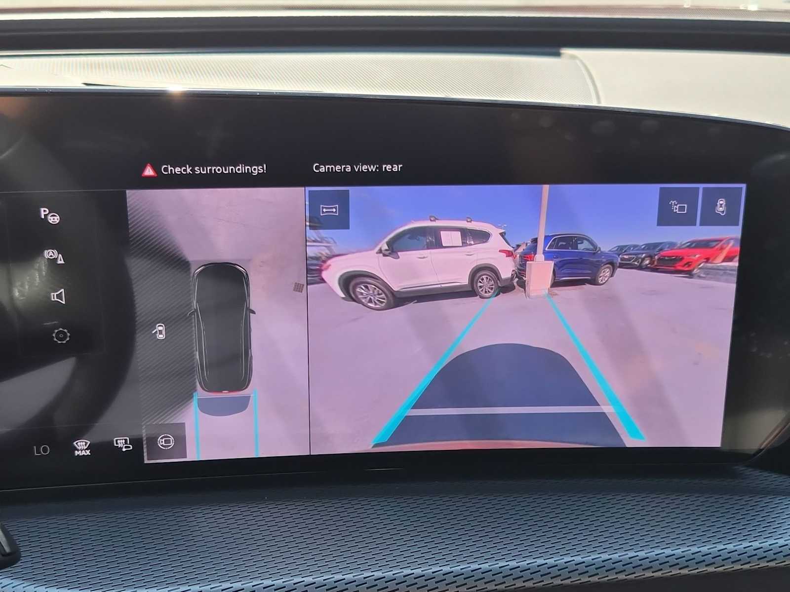 Thumbnail: 2025 Audi SQ5 - 24