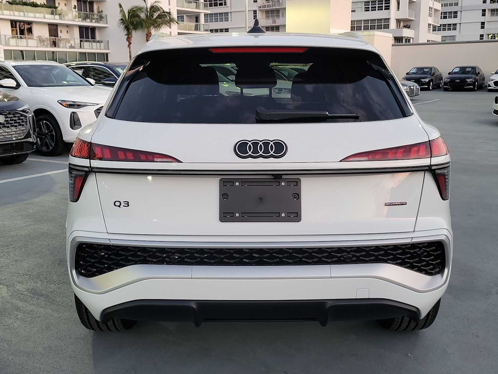 Thumbnail: 2026 Audi Q3 - 5